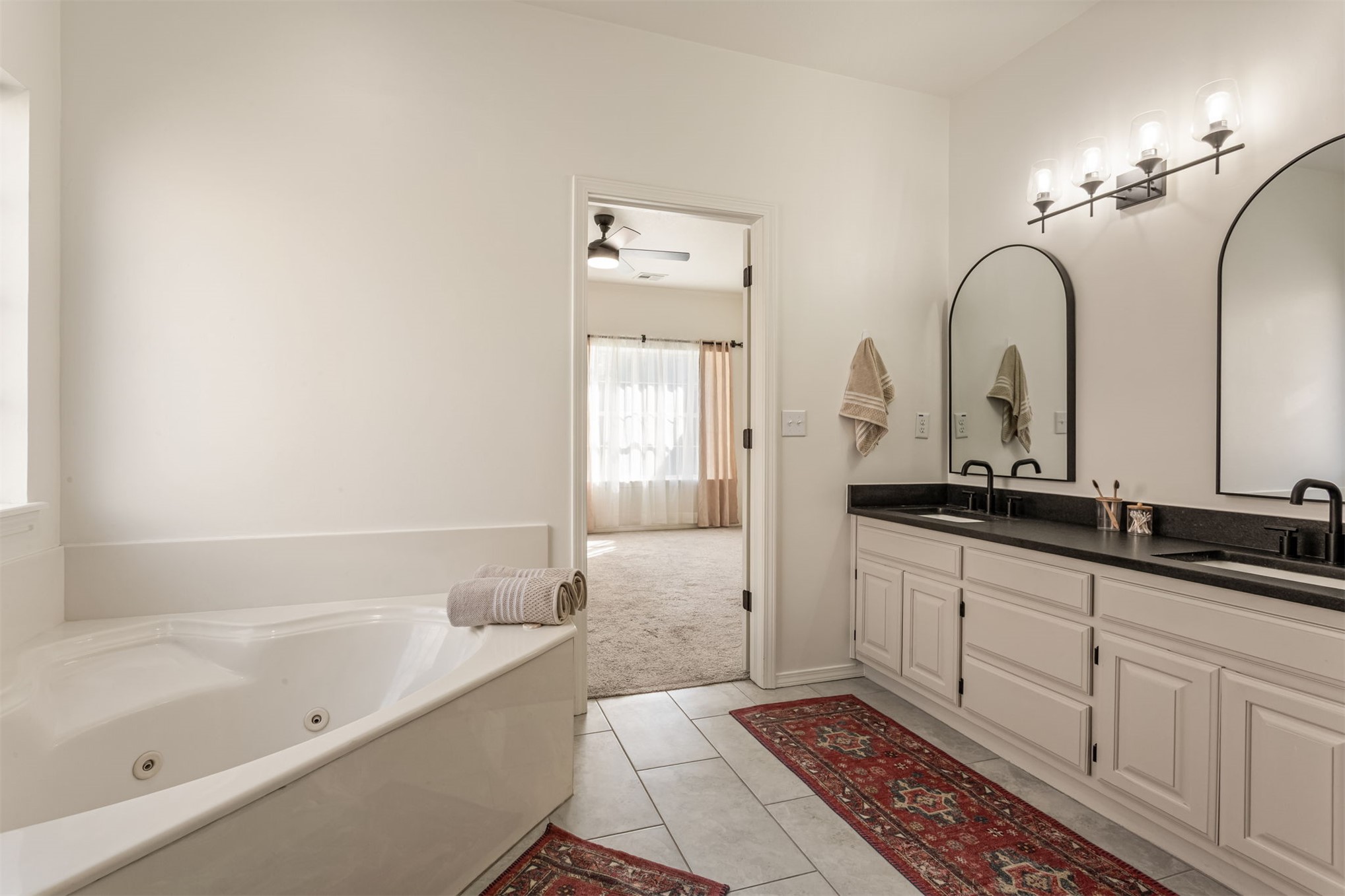 405 N Aster Avenue Property Photo 35