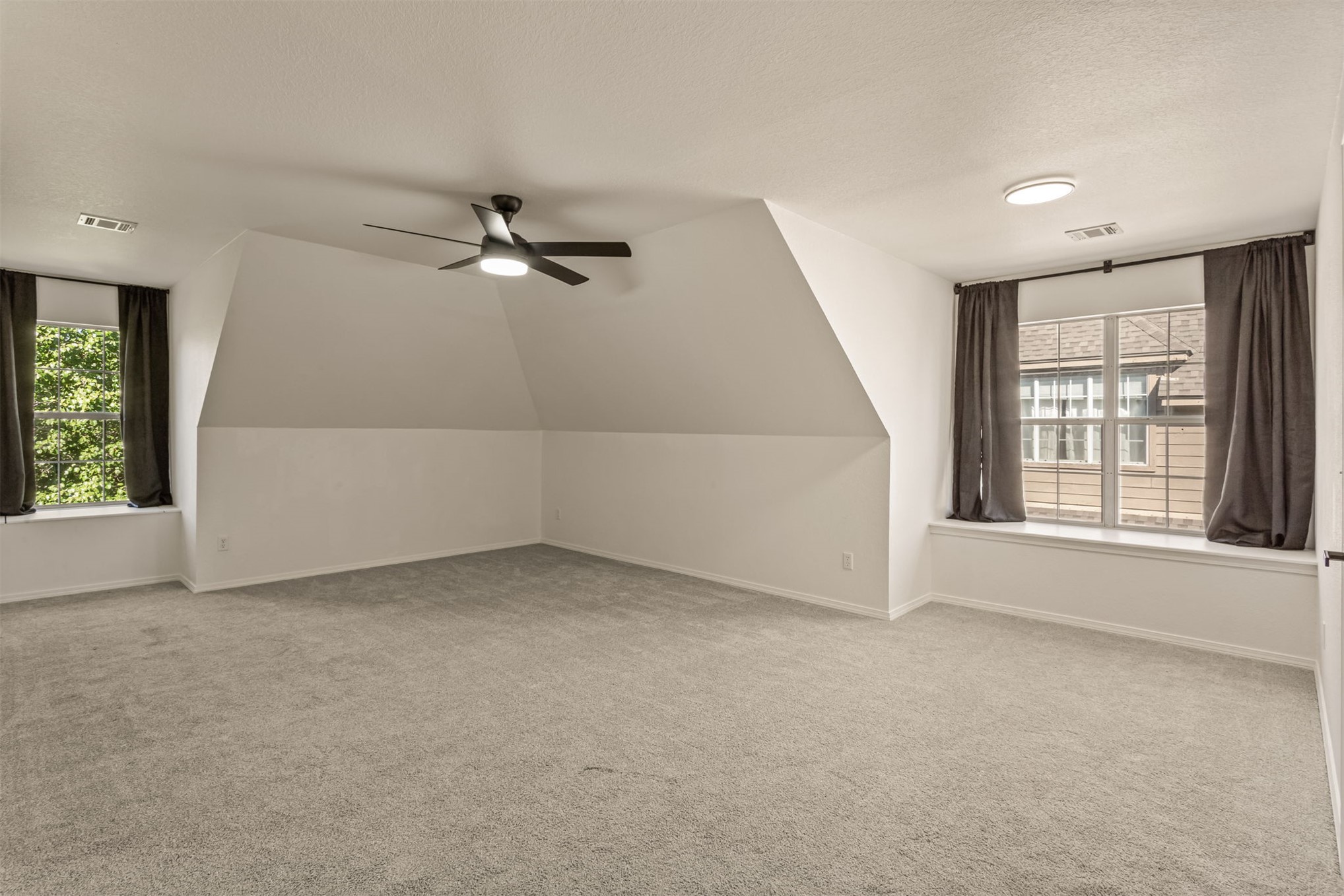 405 N Aster Avenue Property Photo 37