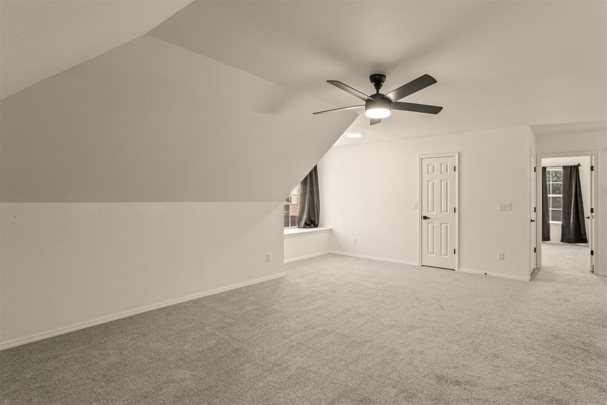 405 N Aster Avenue Property Photo 38