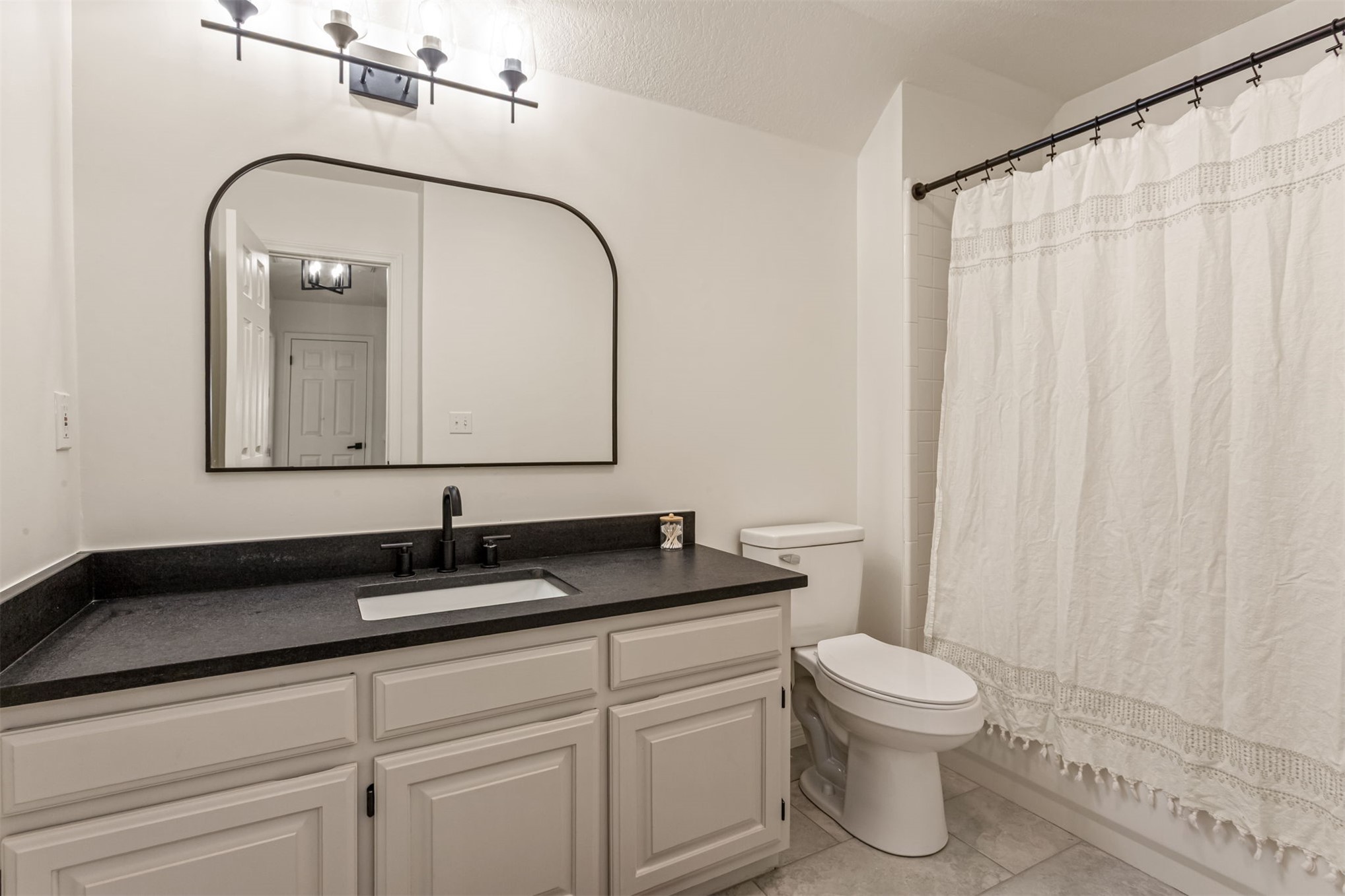 405 N Aster Avenue Property Photo 42