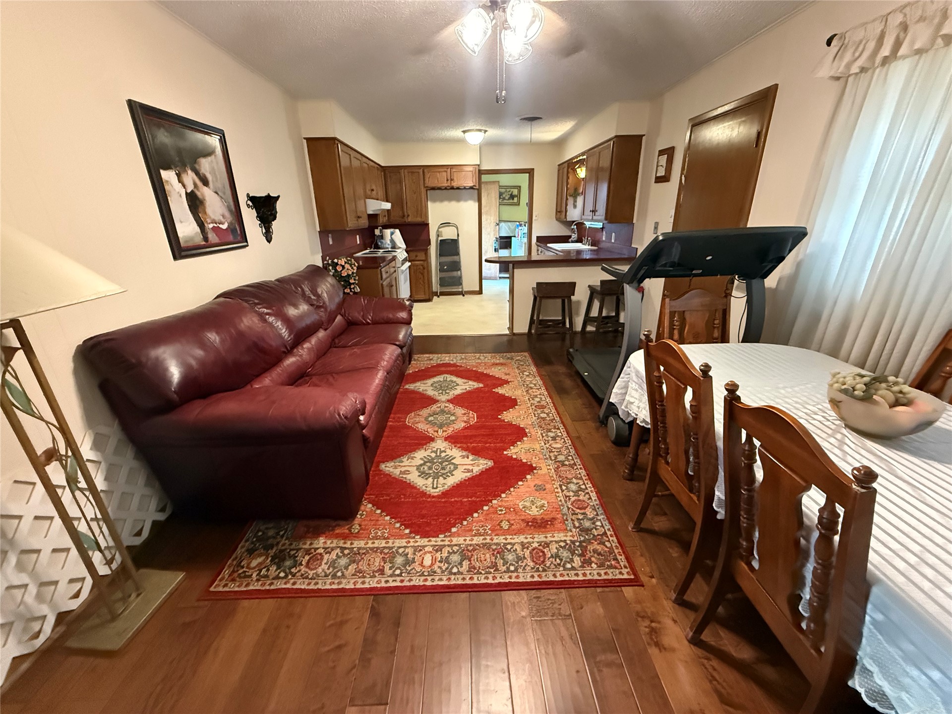 9185 Brock Road Property Photo 13