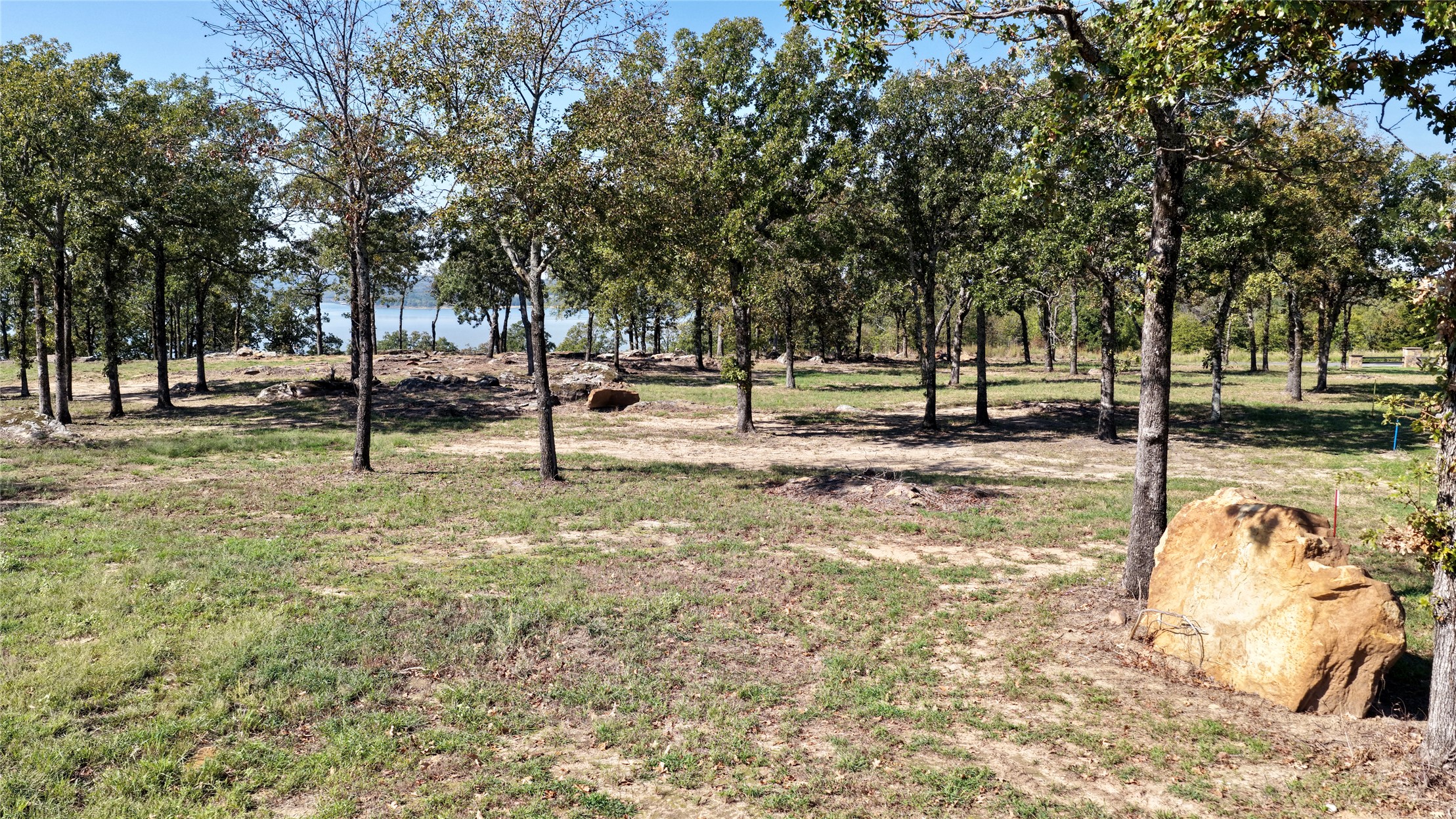 1 Oak Barrel Property Photo 5