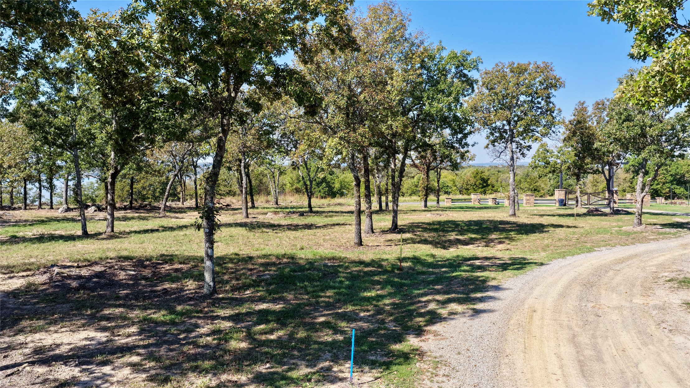 1 Oak Barrel Property Photo 7
