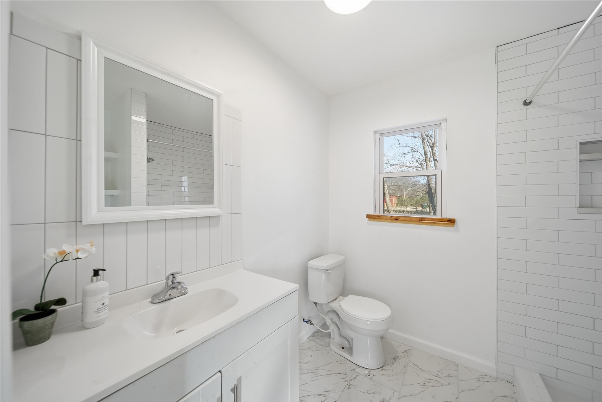 3503 E Xyler Street Property Photo 8