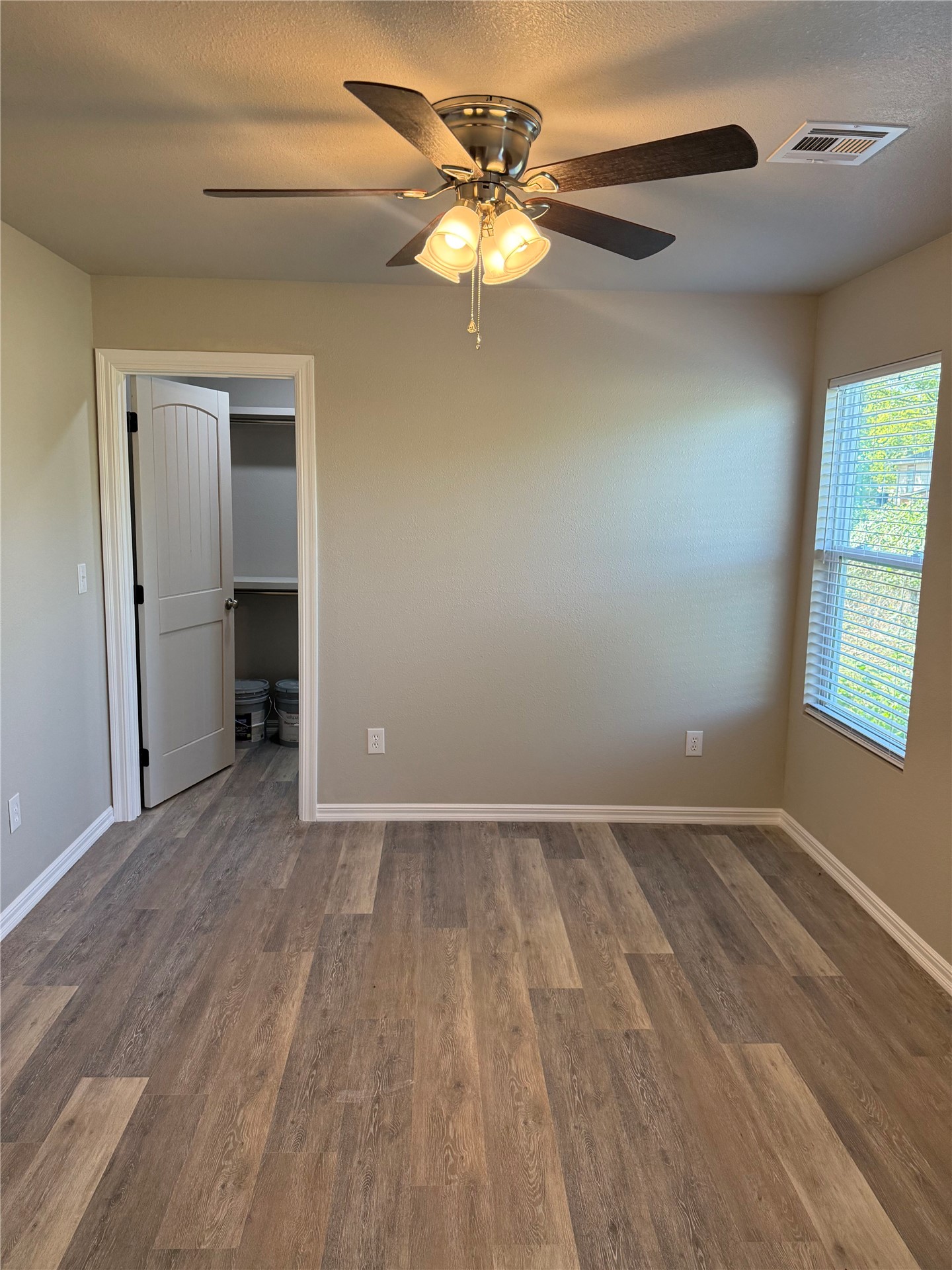 511 W Harrison Property Photo 15