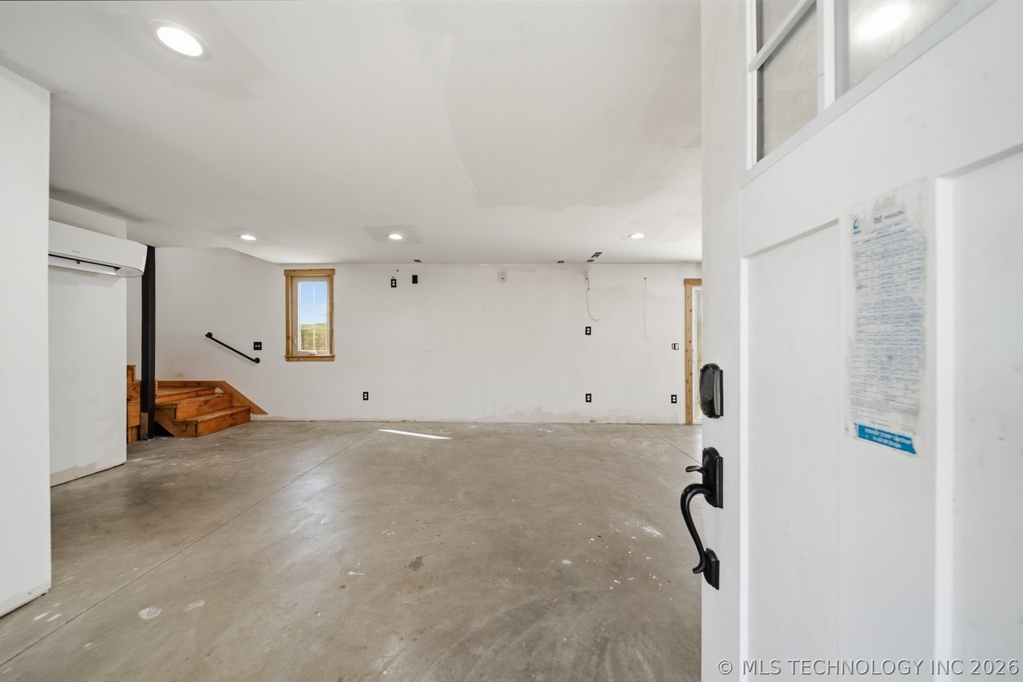 11237 State Highway 20 Highway Property Photo 2