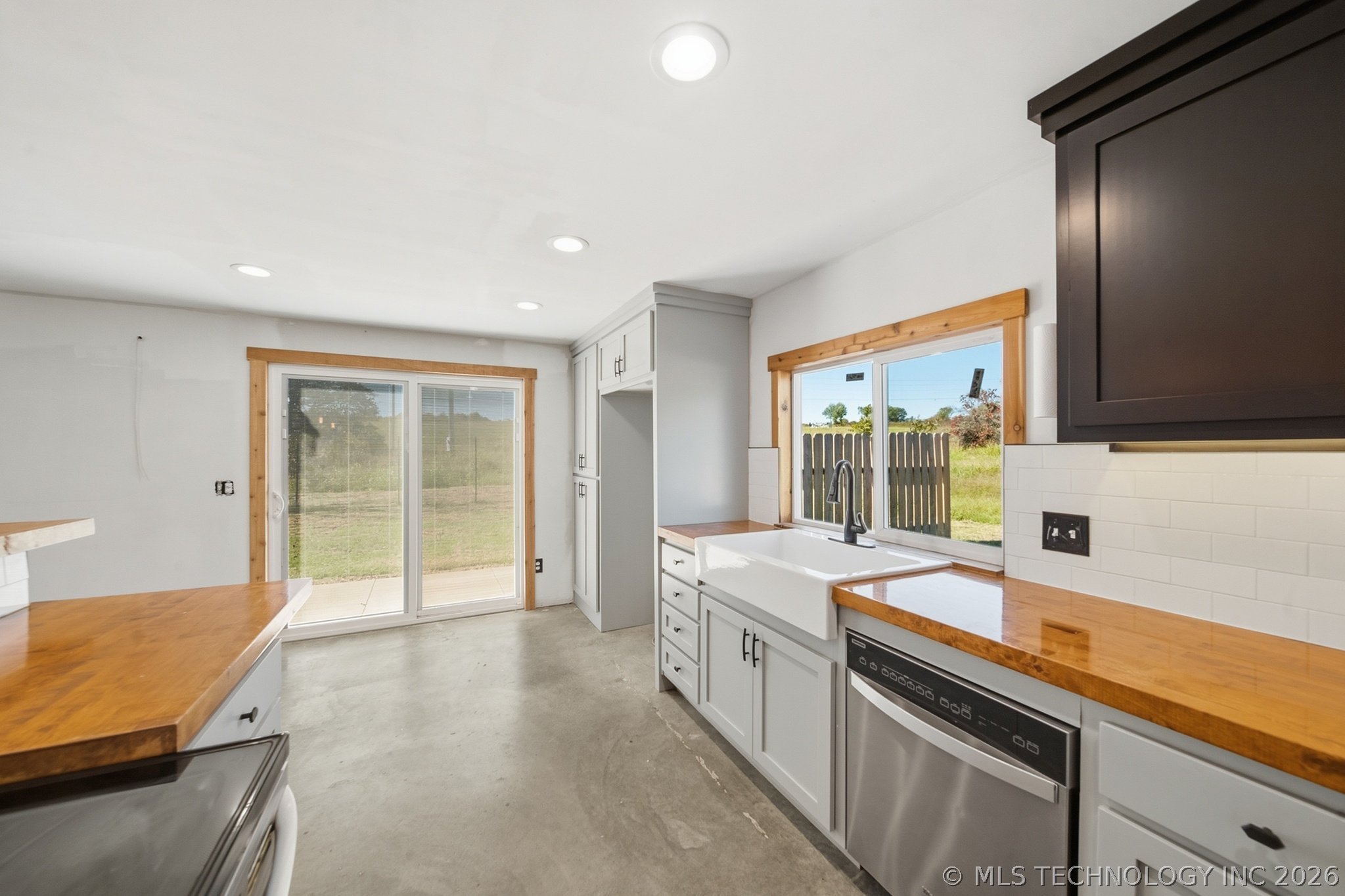 11237 State Highway 20 Highway Property Photo 9