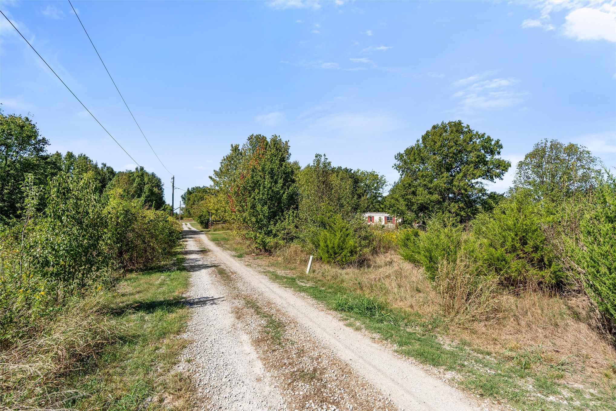 396821 W 1350 Drive Property Photo 4