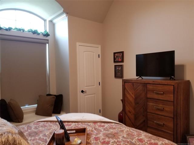 116651 S 4299 Loop Property Photo 32