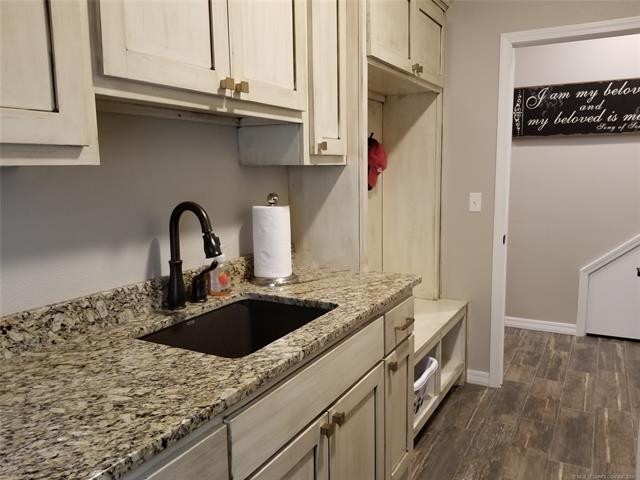 116651 S 4299 Loop Property Photo 38