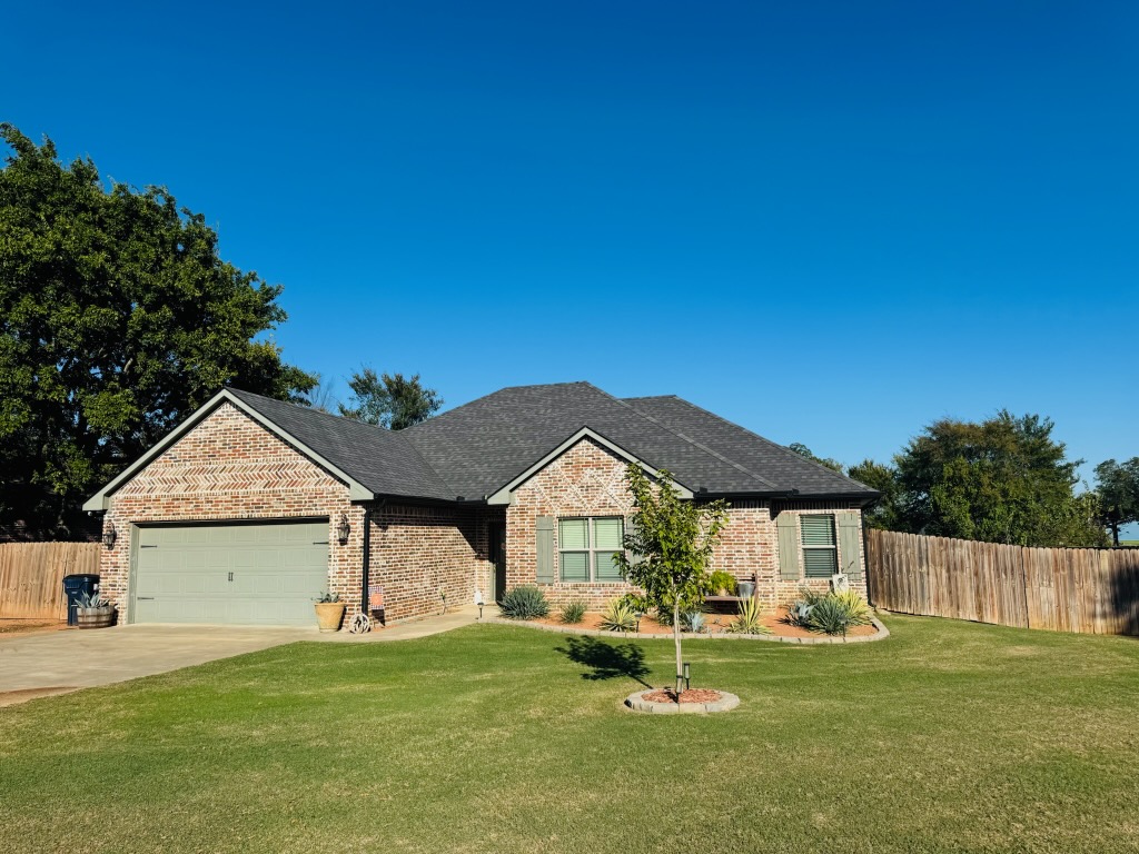 573 Edgewood Circle Property Photo 1