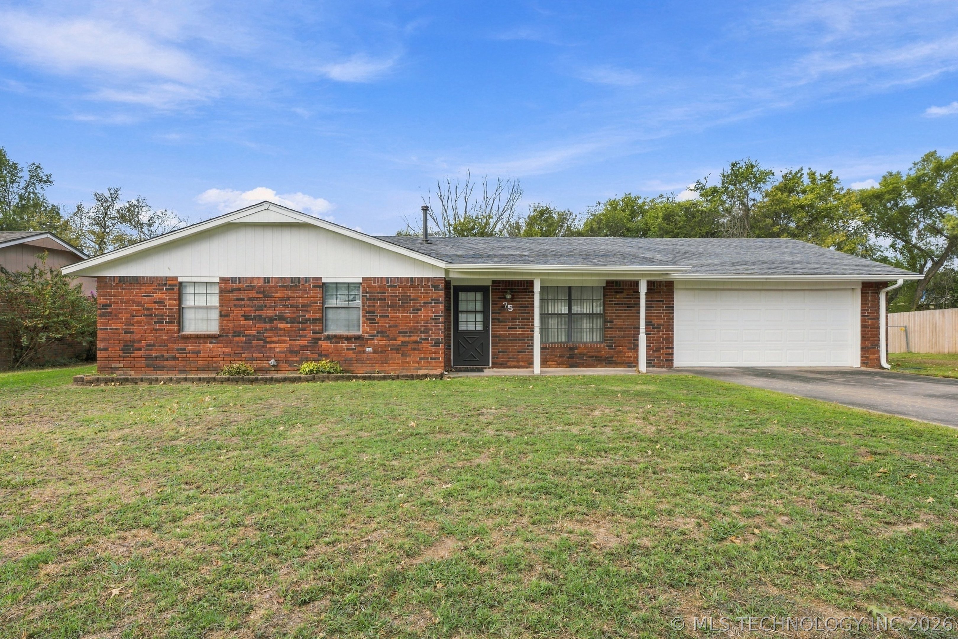 75 S Gladd Road Property Photo 1