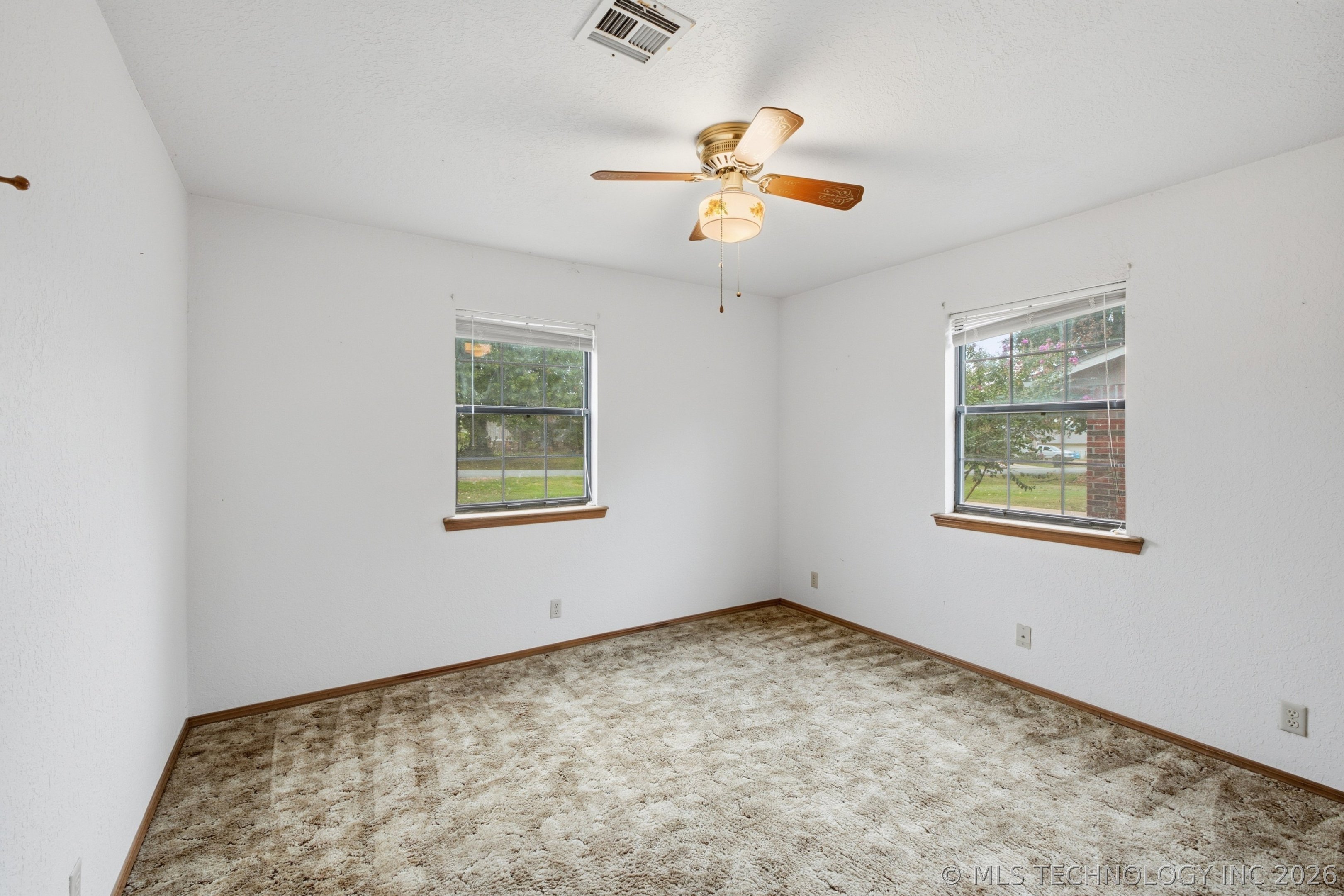 75 S Gladd Road Property Photo 17