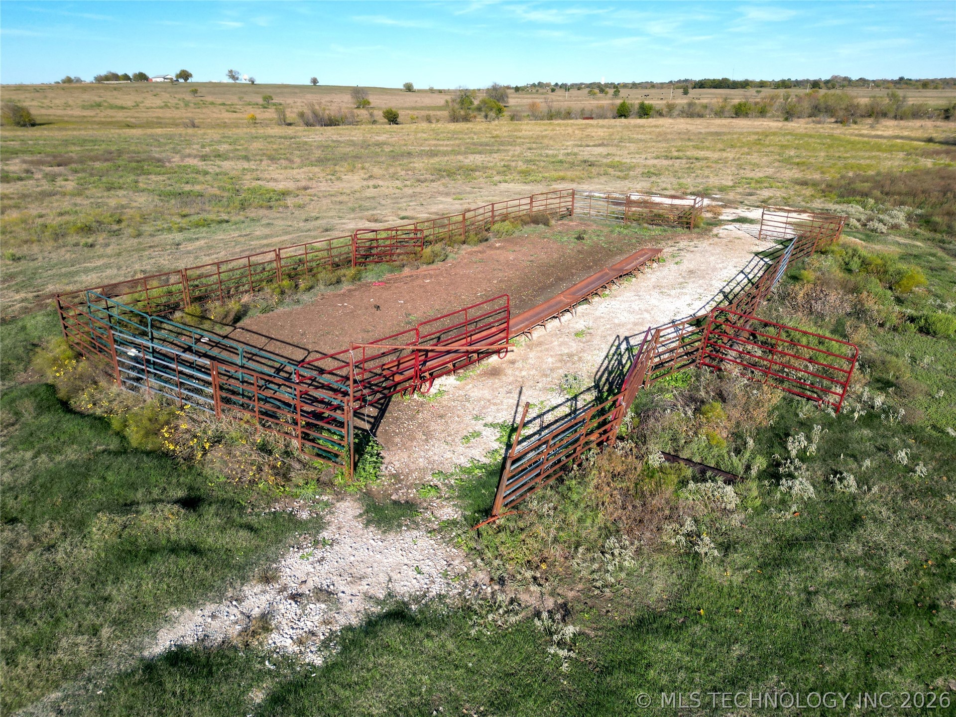 Hwy 32 Property Photo 14