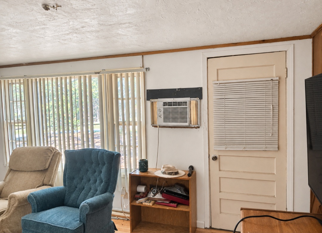 1397 Buds Point Property Photo 6