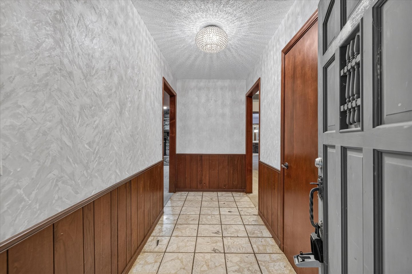 394350 Gap Road Property Photo 4