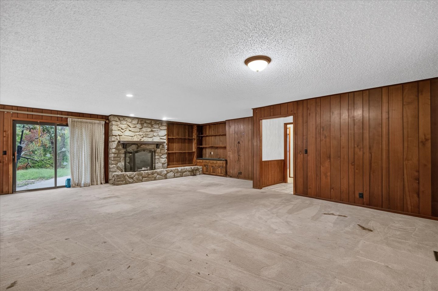 394350 Gap Road Property Photo 6