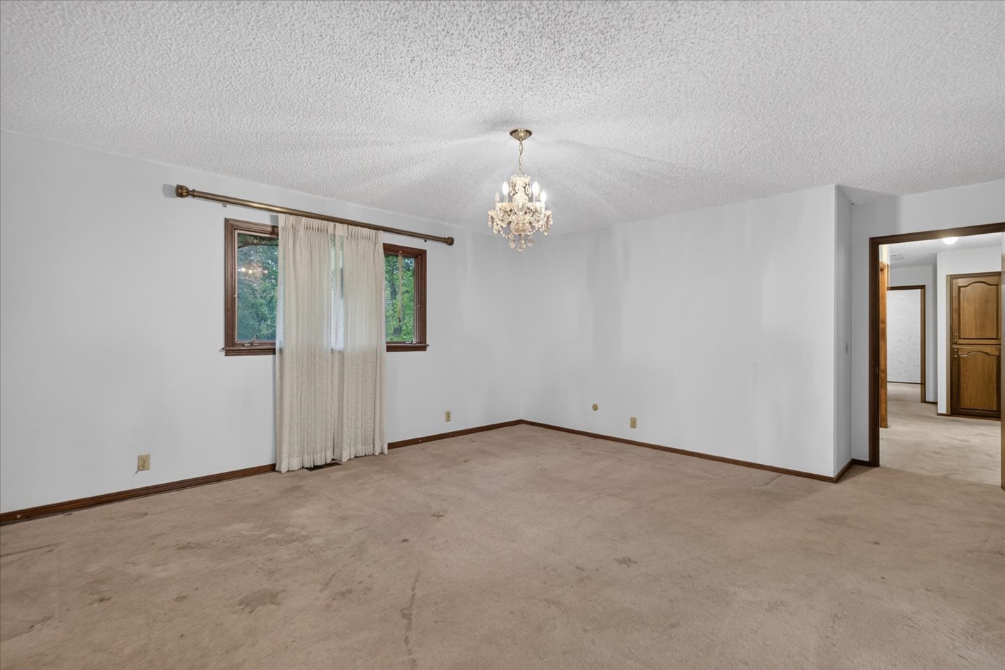 394350 Gap Road Property Photo 14