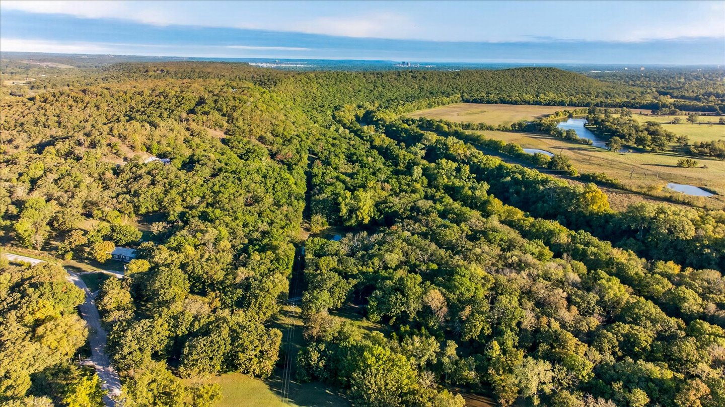 394350 Gap Road Property Photo 38