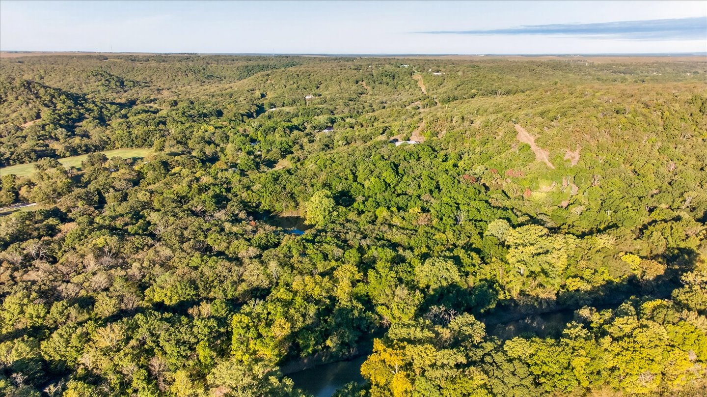 394350 Gap Road Property Photo 40