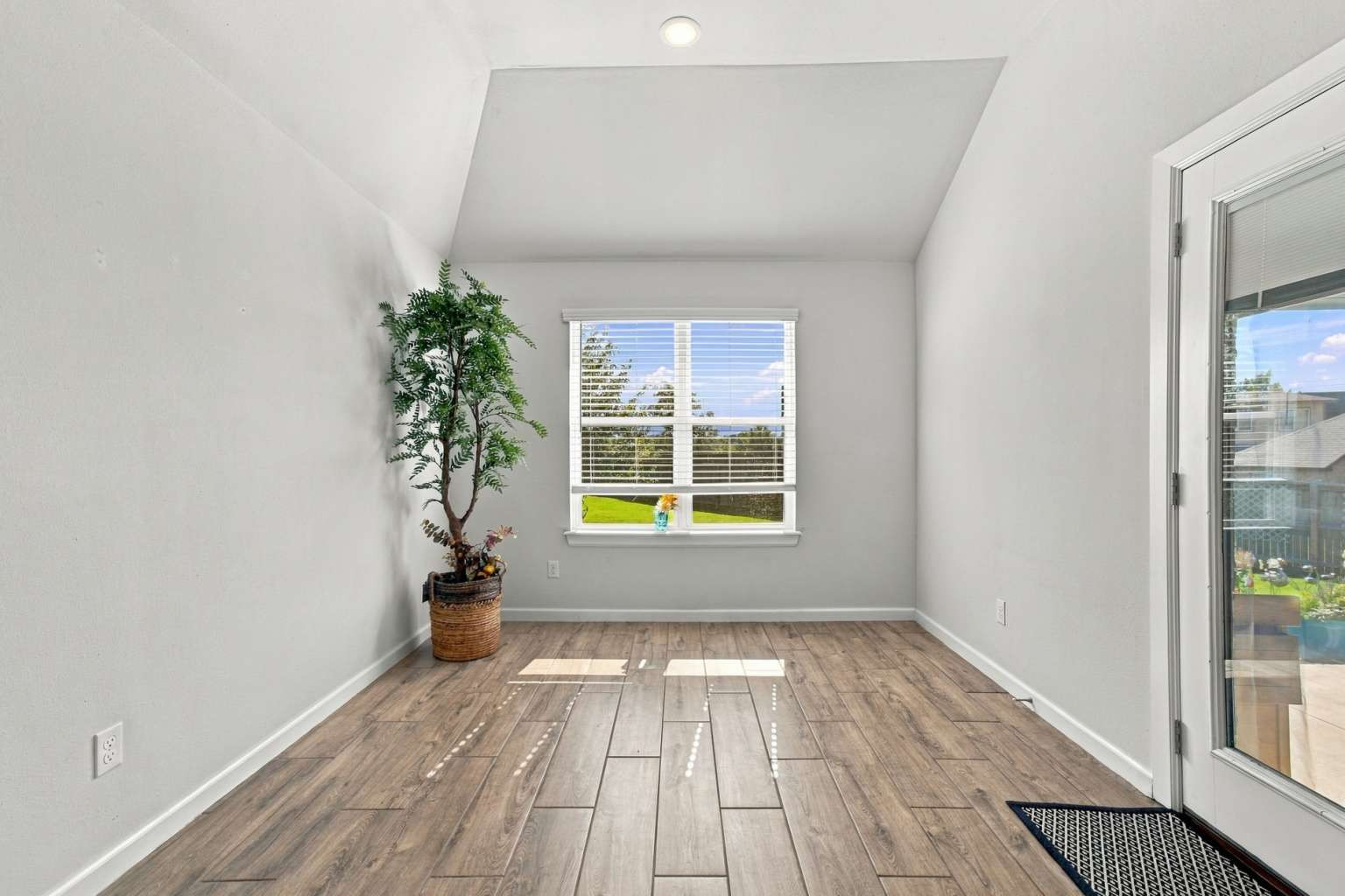 2414 W 109th Street S Property Photo 11