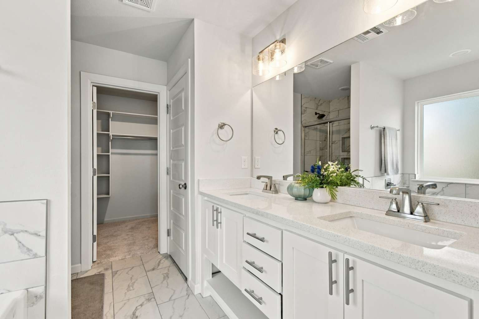 2414 W 109th Street S Property Photo 17
