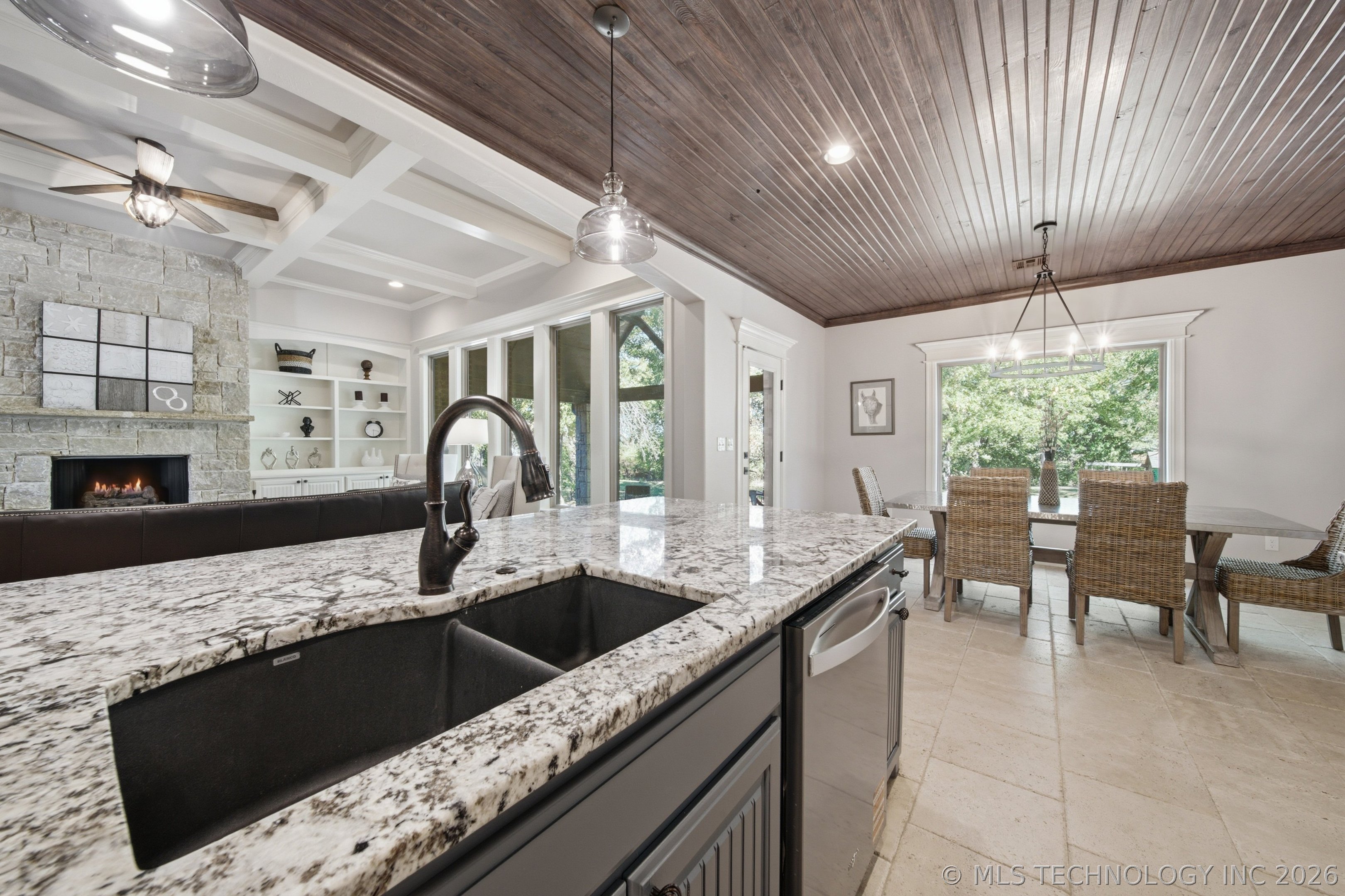 1500 Forest Hill Drive Property Photo 14