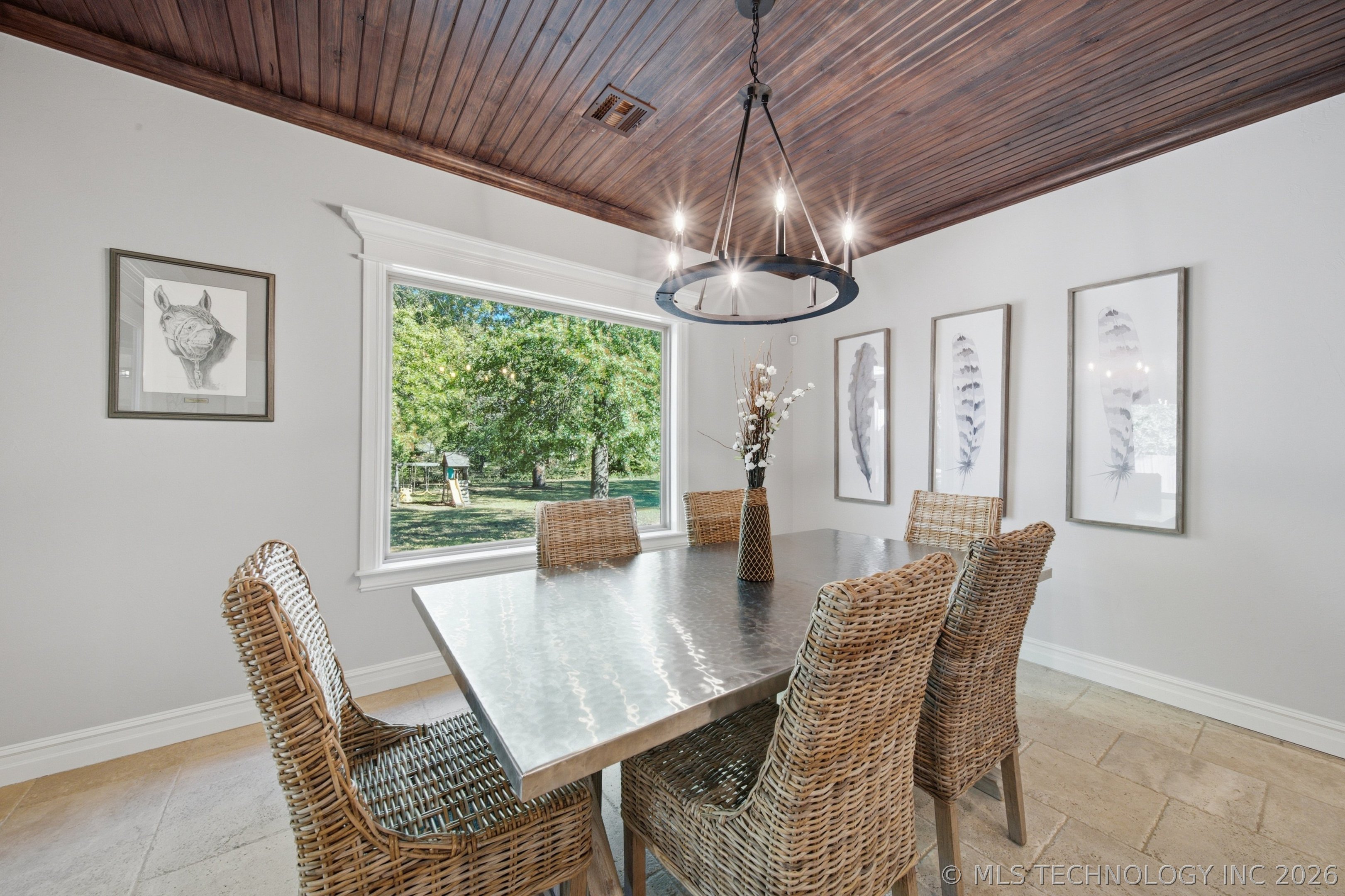 1500 Forest Hill Drive Property Photo 16