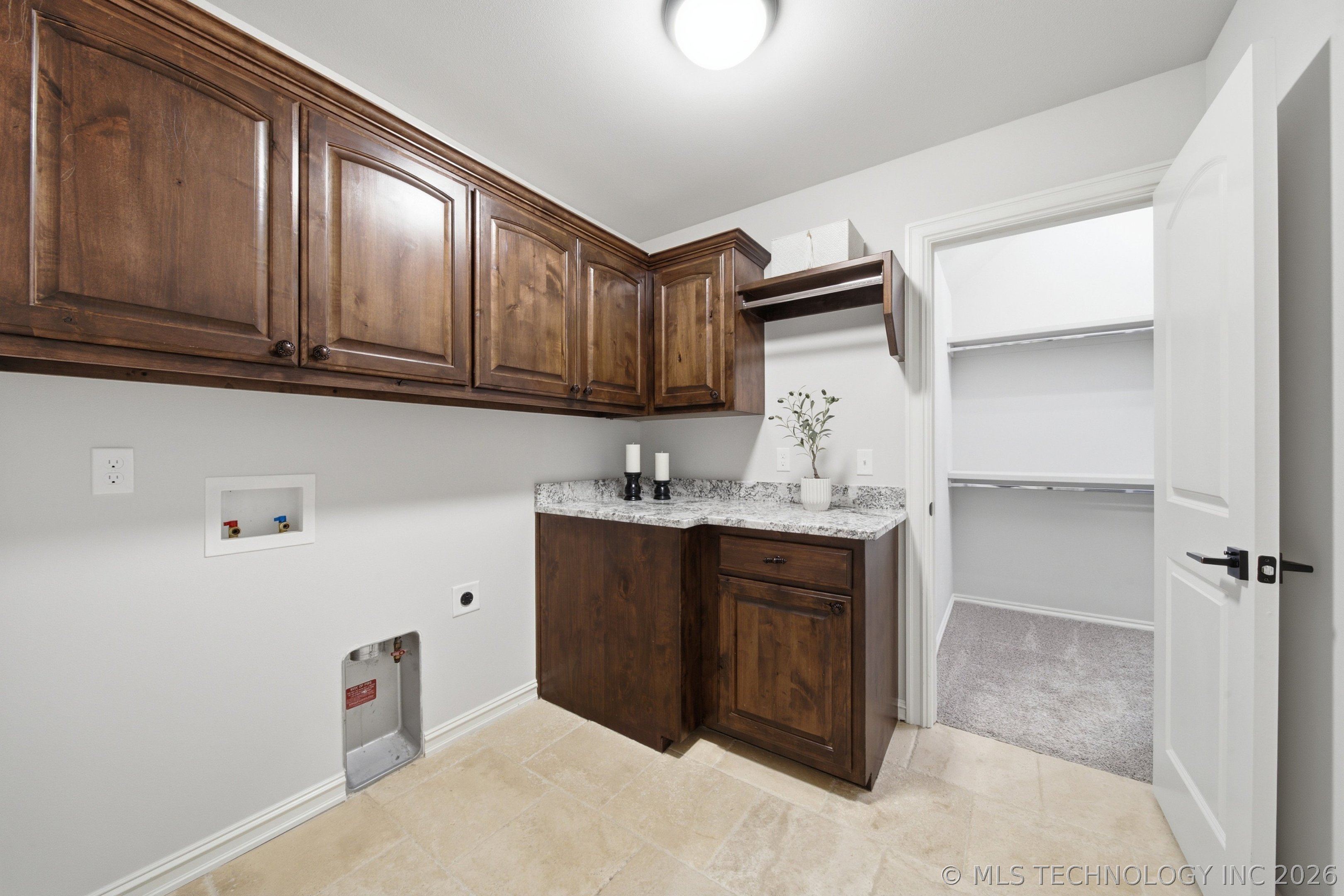 1500 Forest Hill Drive Property Photo 36
