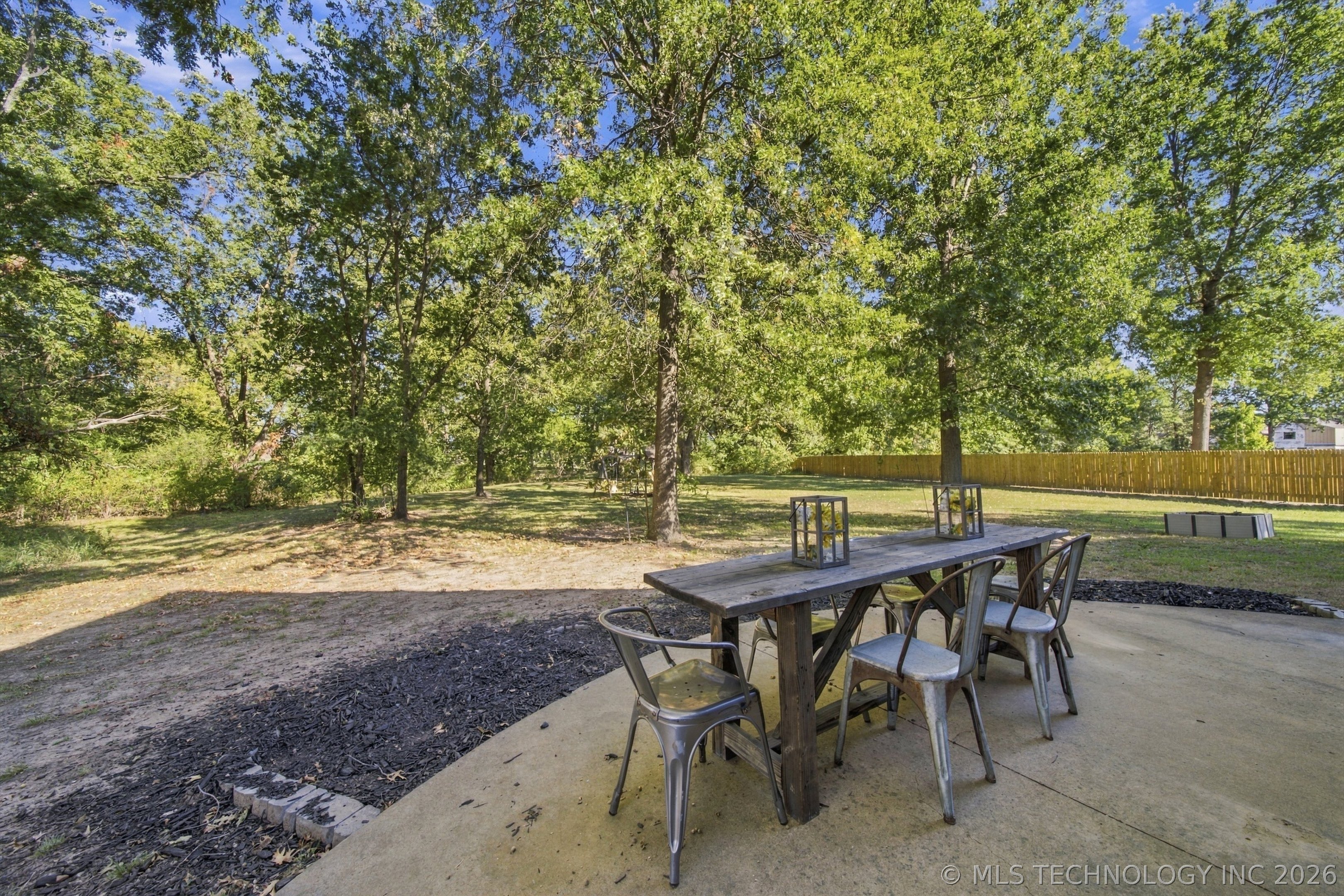 1500 Forest Hill Drive Property Photo 40