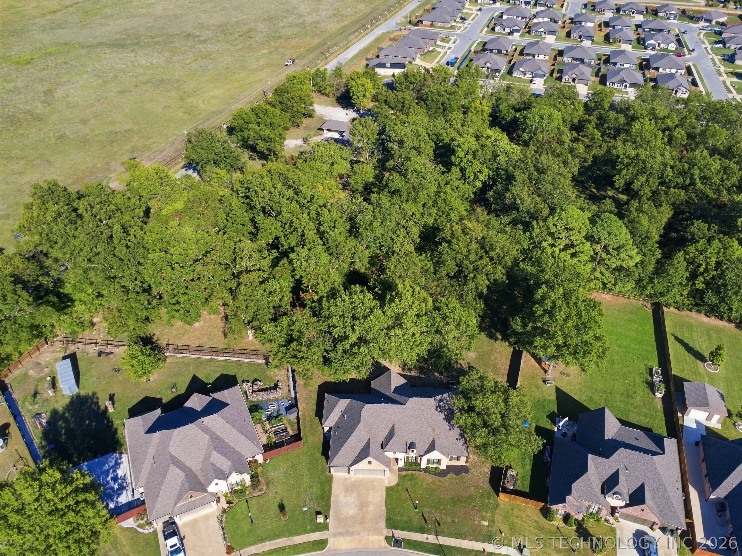 1500 Forest Hill Drive Property Photo 42