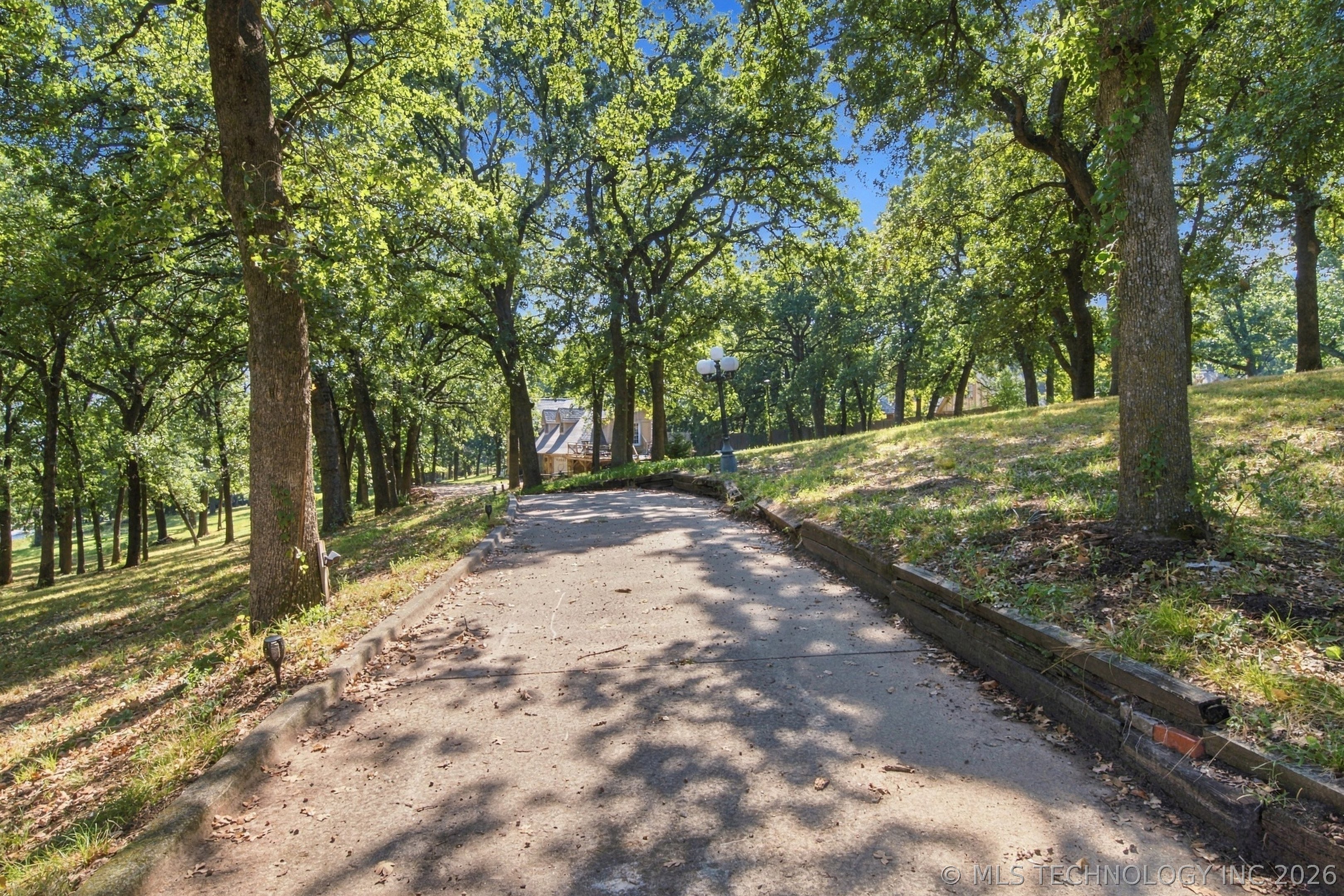 11434 S Yale Avenue Property Photo 3