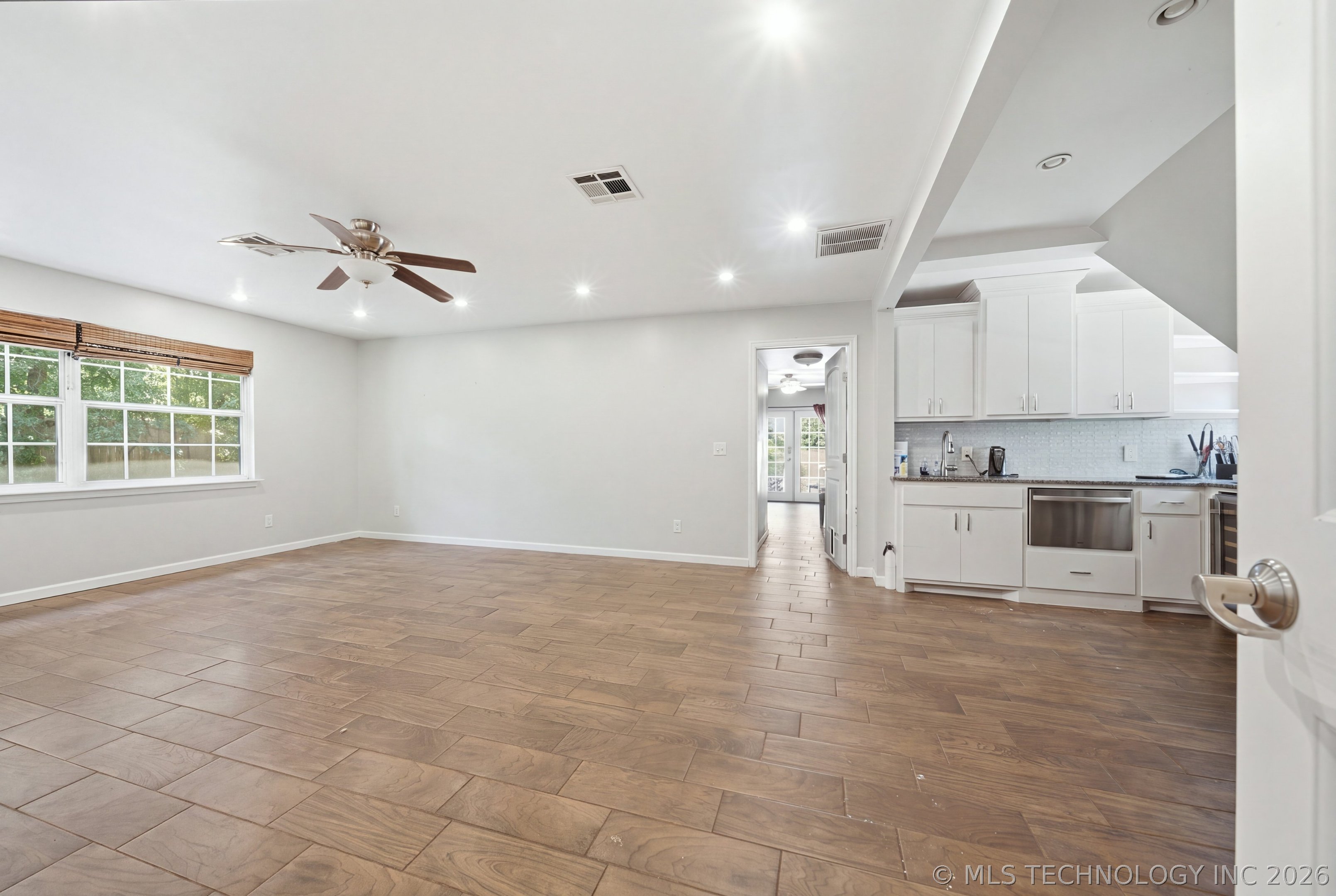 11434 S Yale Avenue Property Photo 36