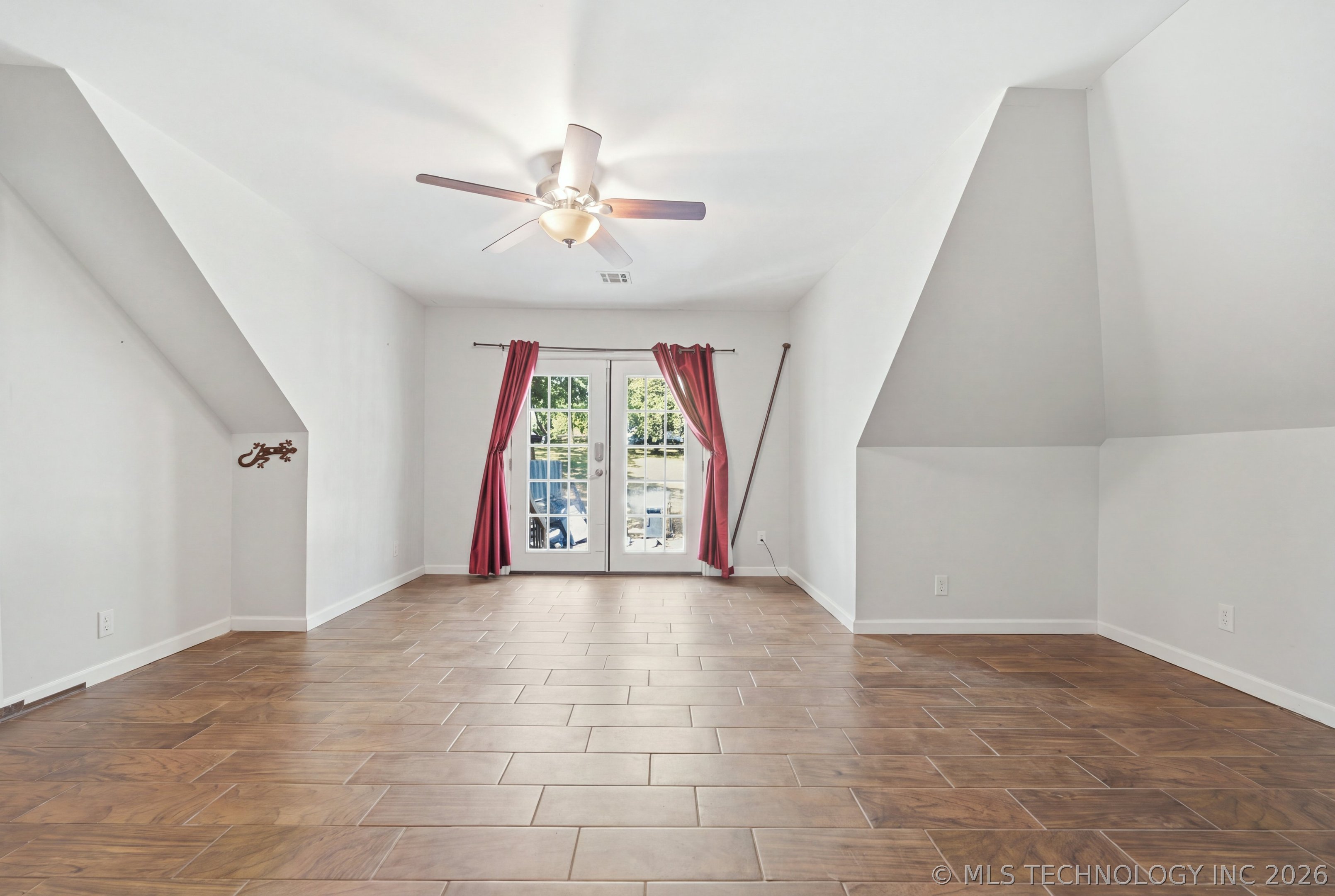 11434 S Yale Avenue Property Photo 40