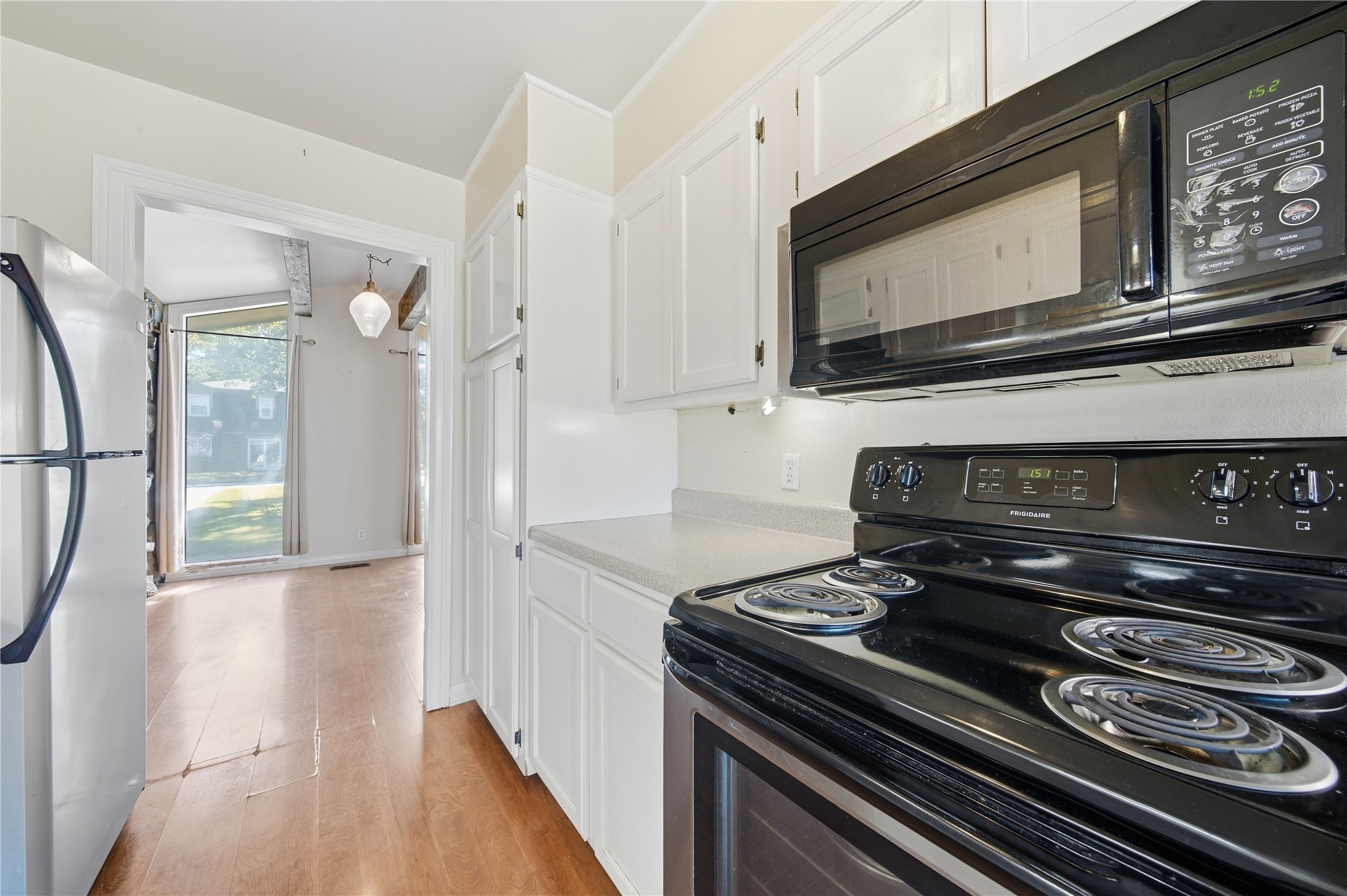 3105 E 78th Place Property Photo 14