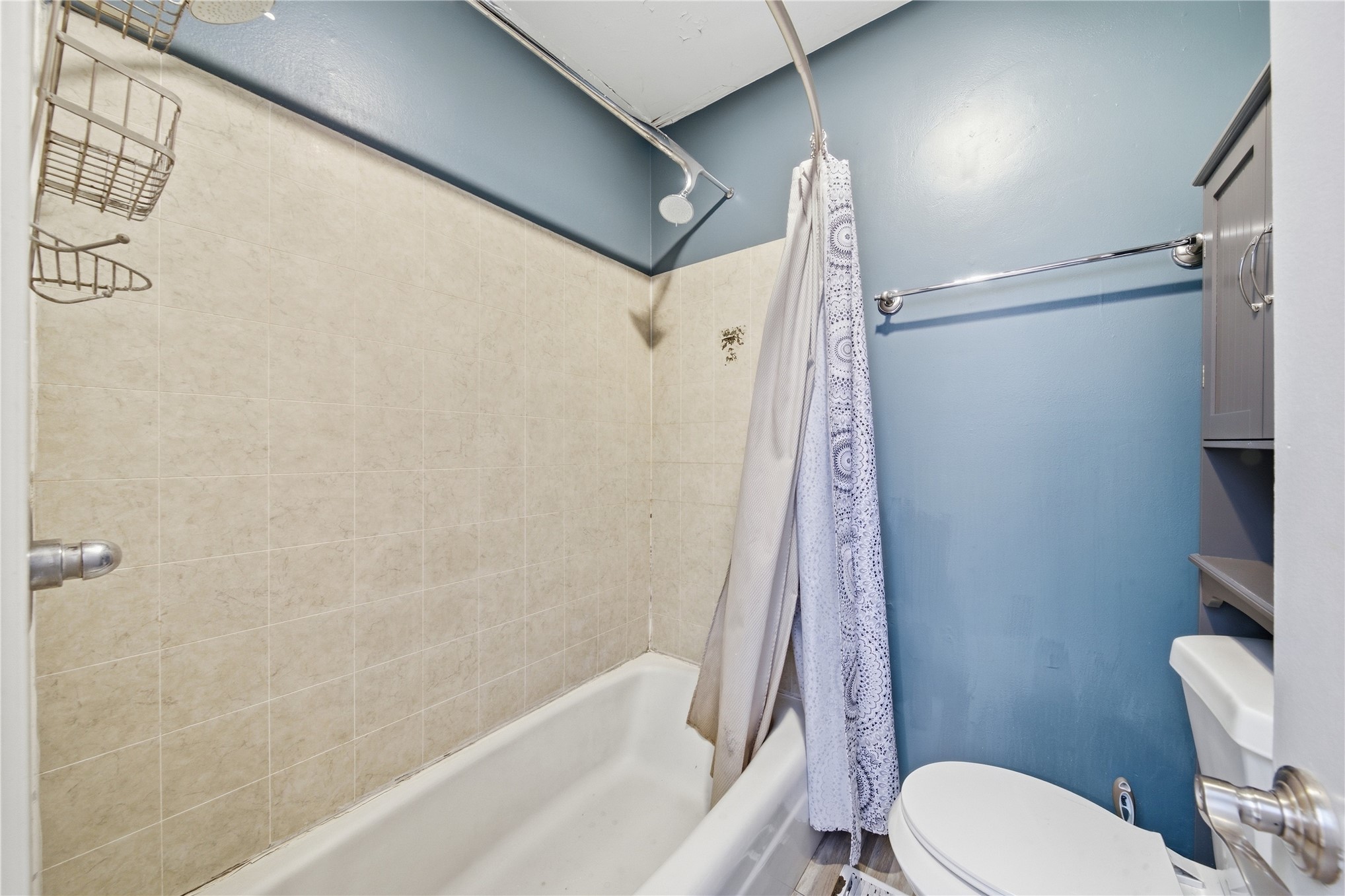 3105 E 78th Place Property Photo 24