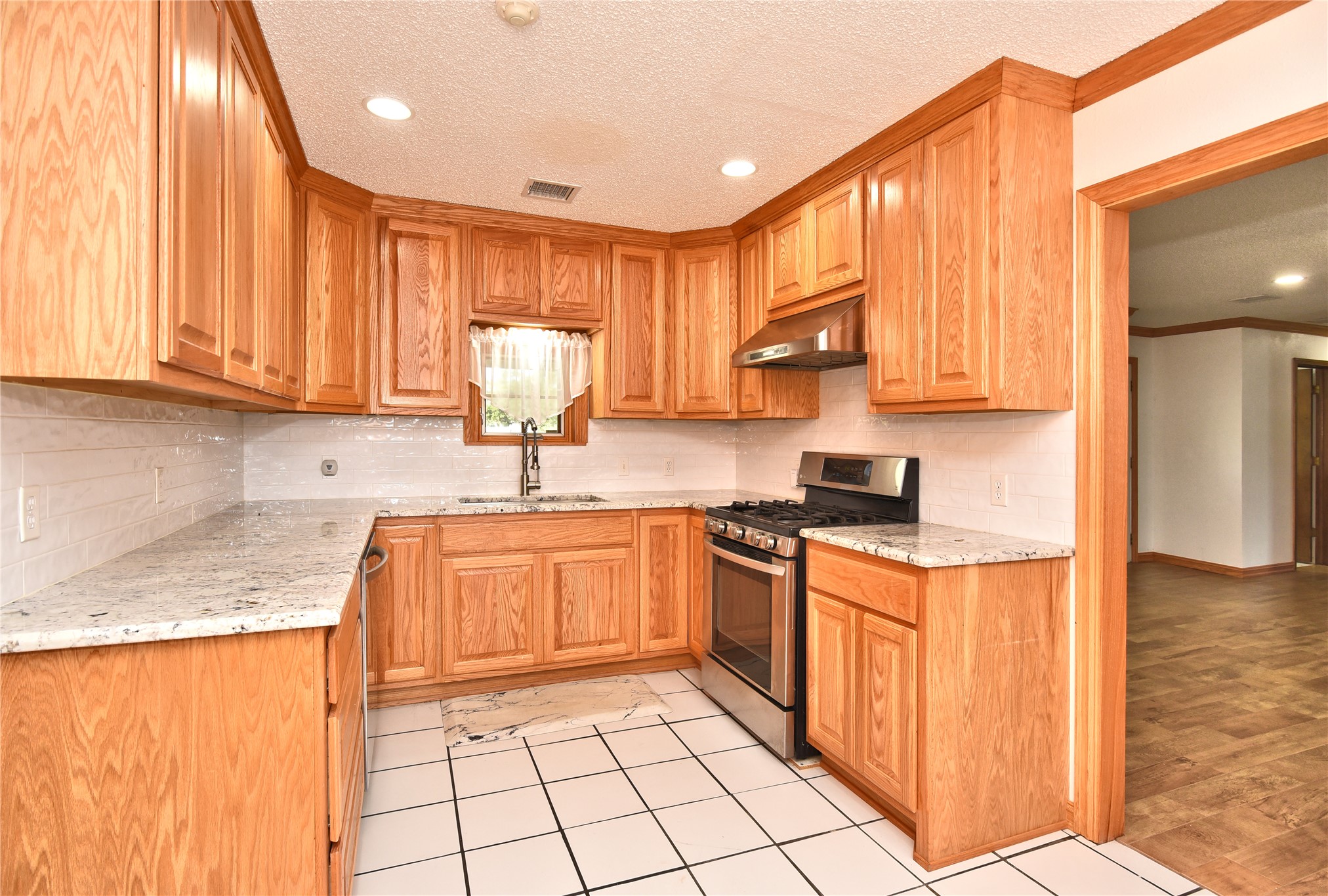 4355 S 61st West Avenue Property Photo 16