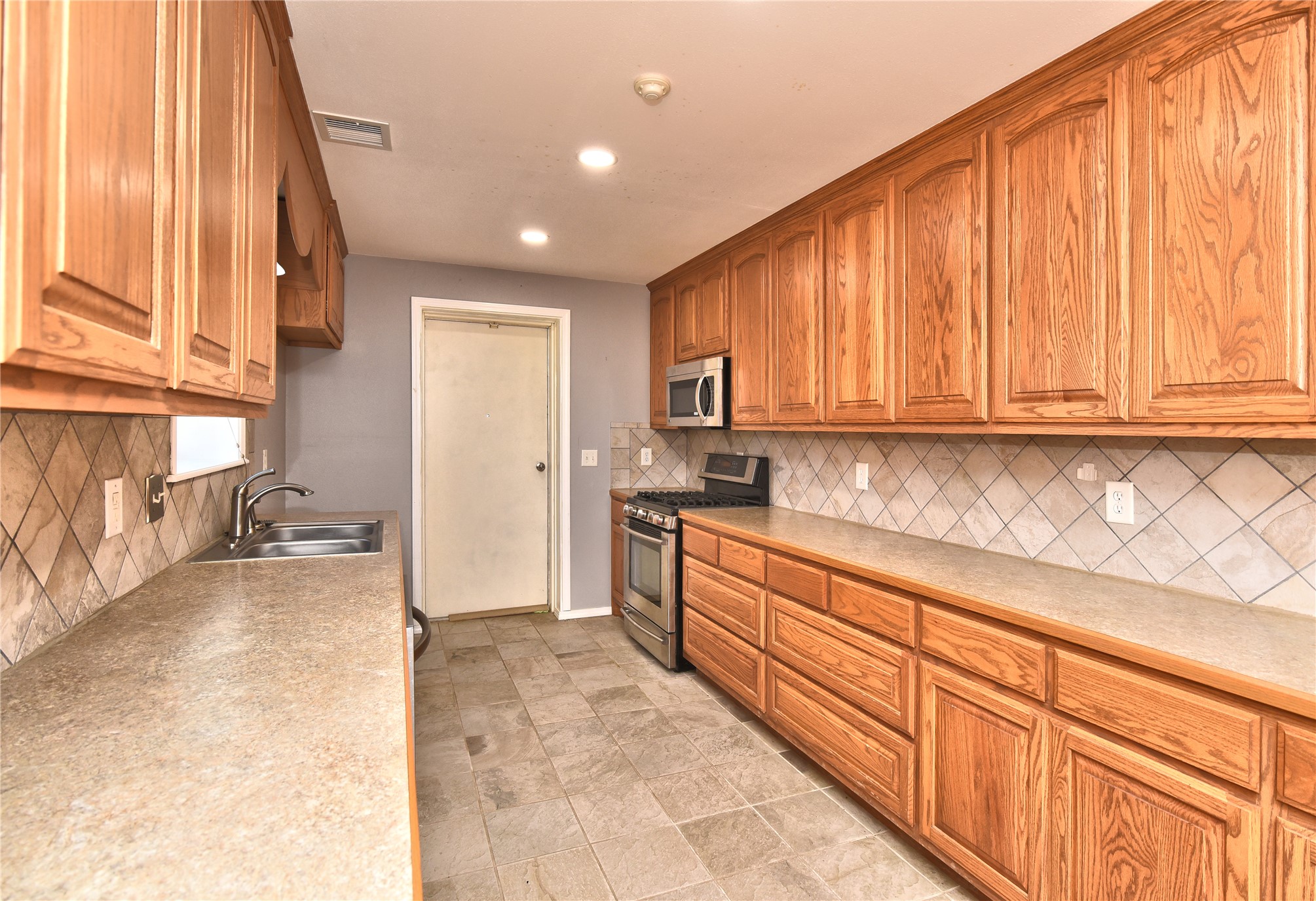 4355 S 61st West Avenue Property Photo 42