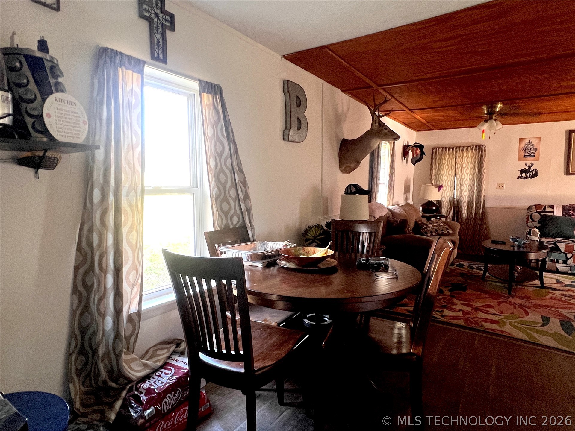 31 W 8th Street Property Photo 5