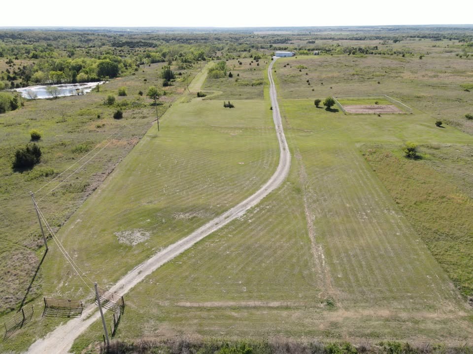 46410 S 35700 Road Property Photo 2