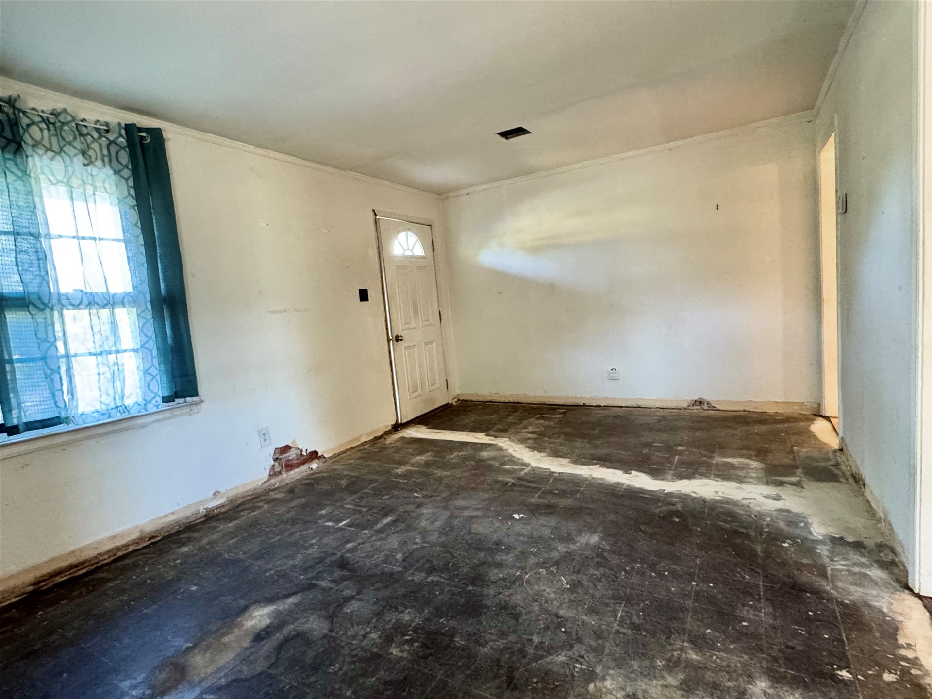 320 Park Property Photo 5