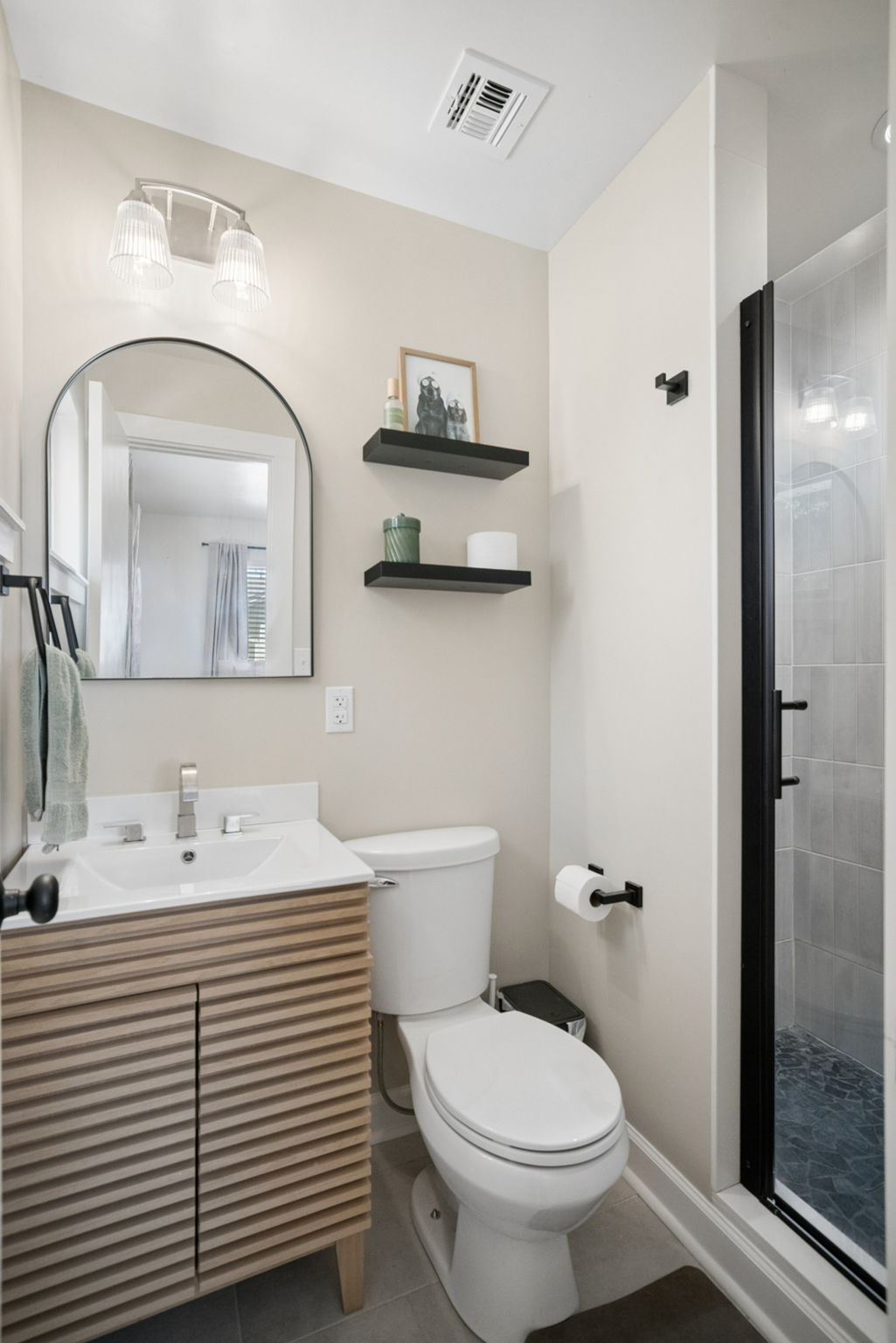 5731 E 22nd Place Property Photo 19
