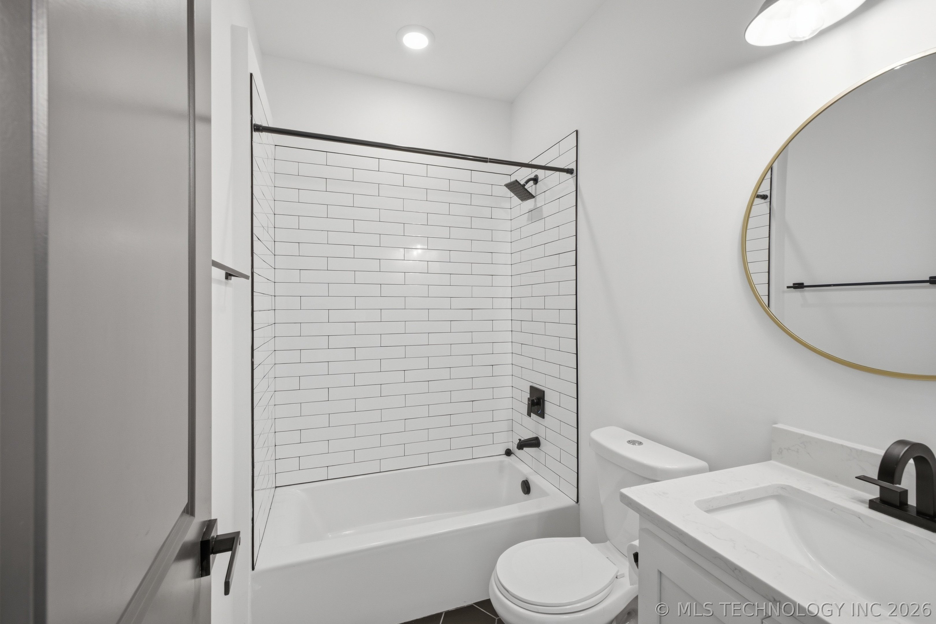 5928 S 100th East Avenue Property Photo 16