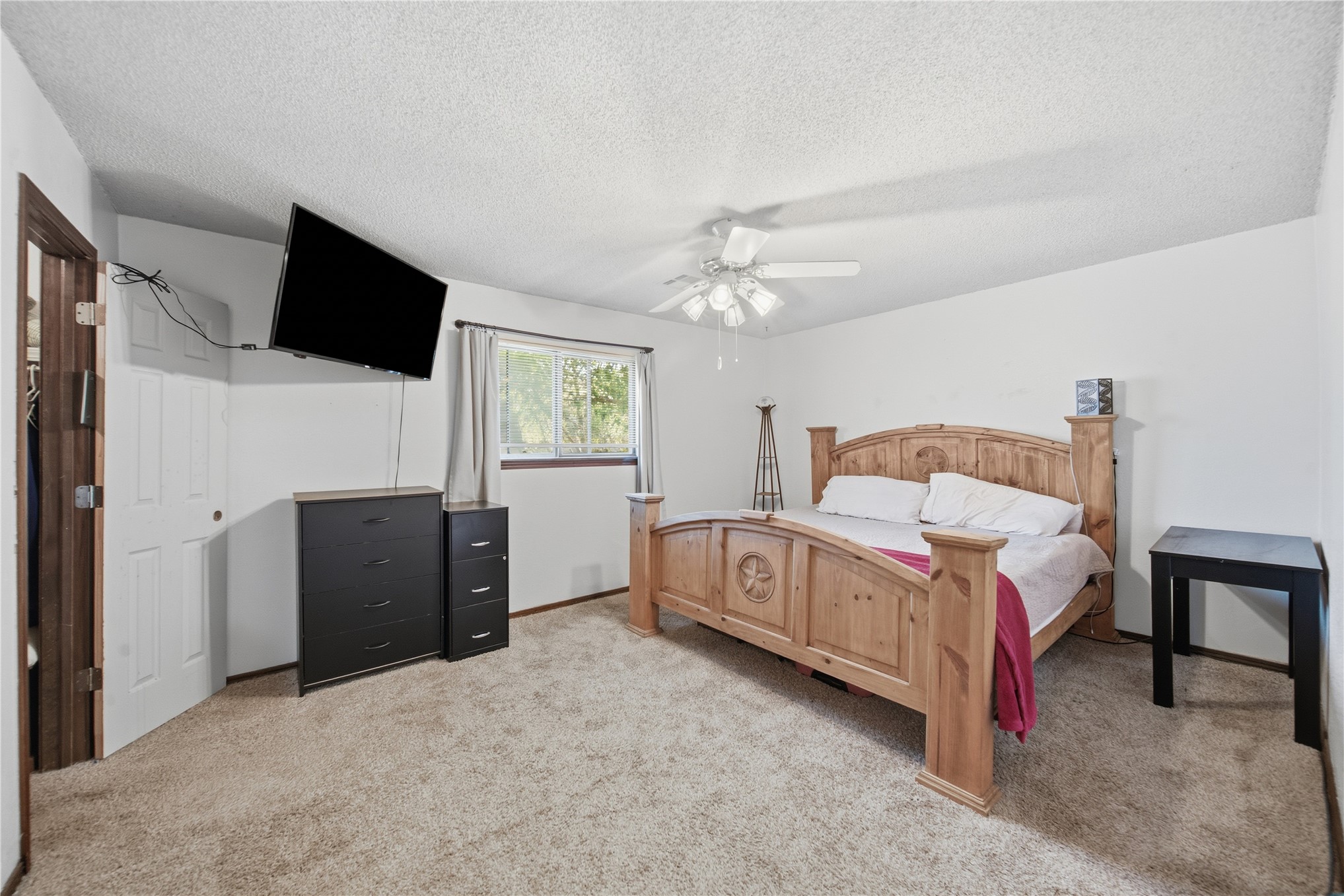 2817 S 138th Avenue Property Photo 16