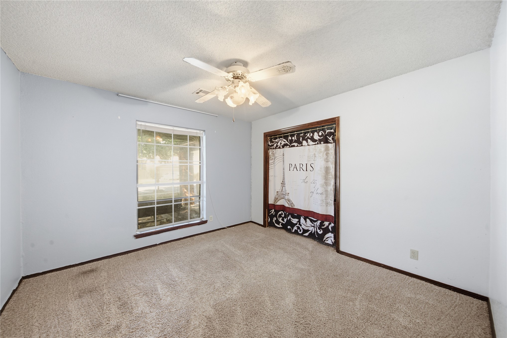 2817 S 138th Avenue Property Photo 17