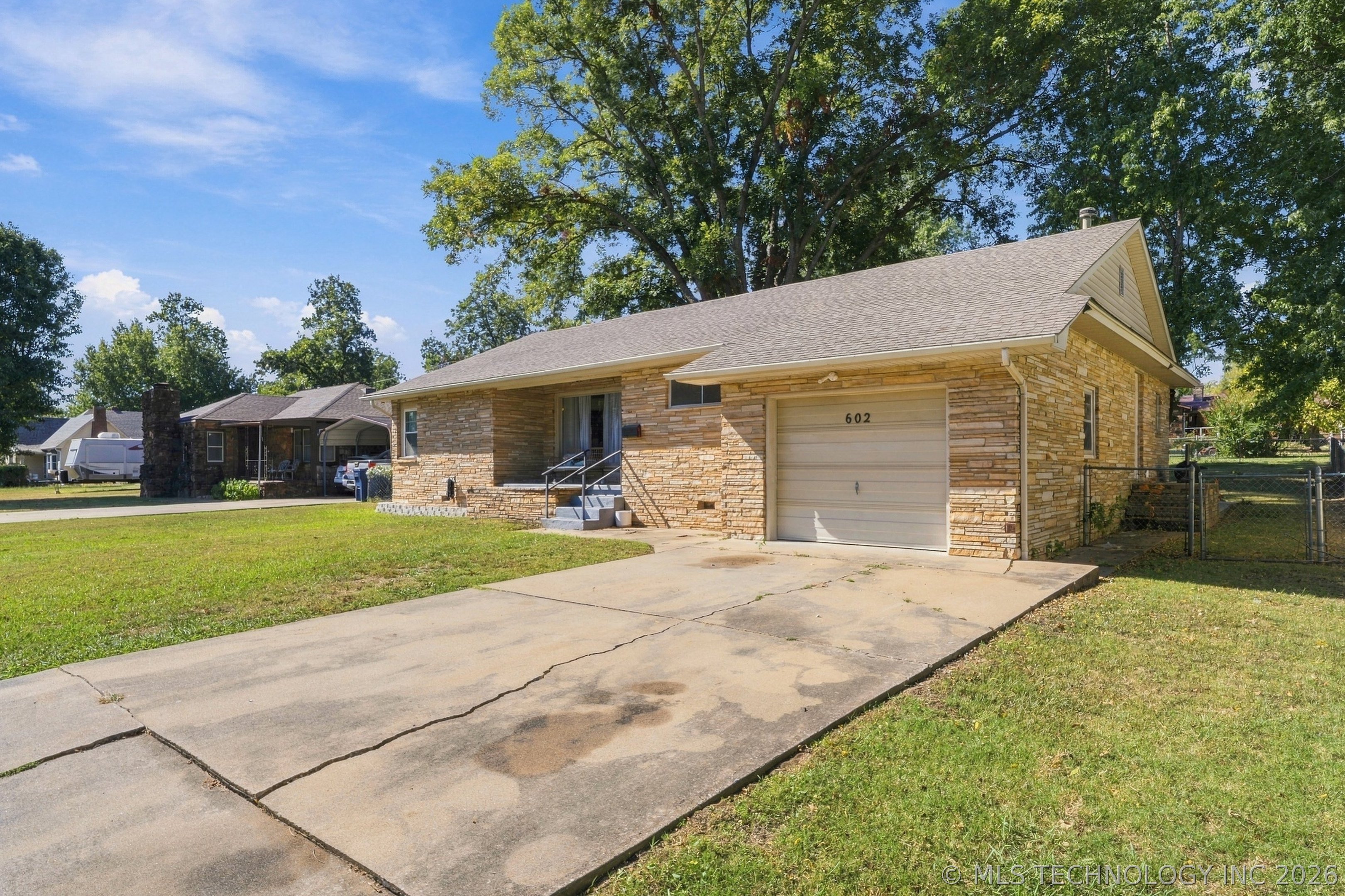 602 N C Avenue Property Photo 2