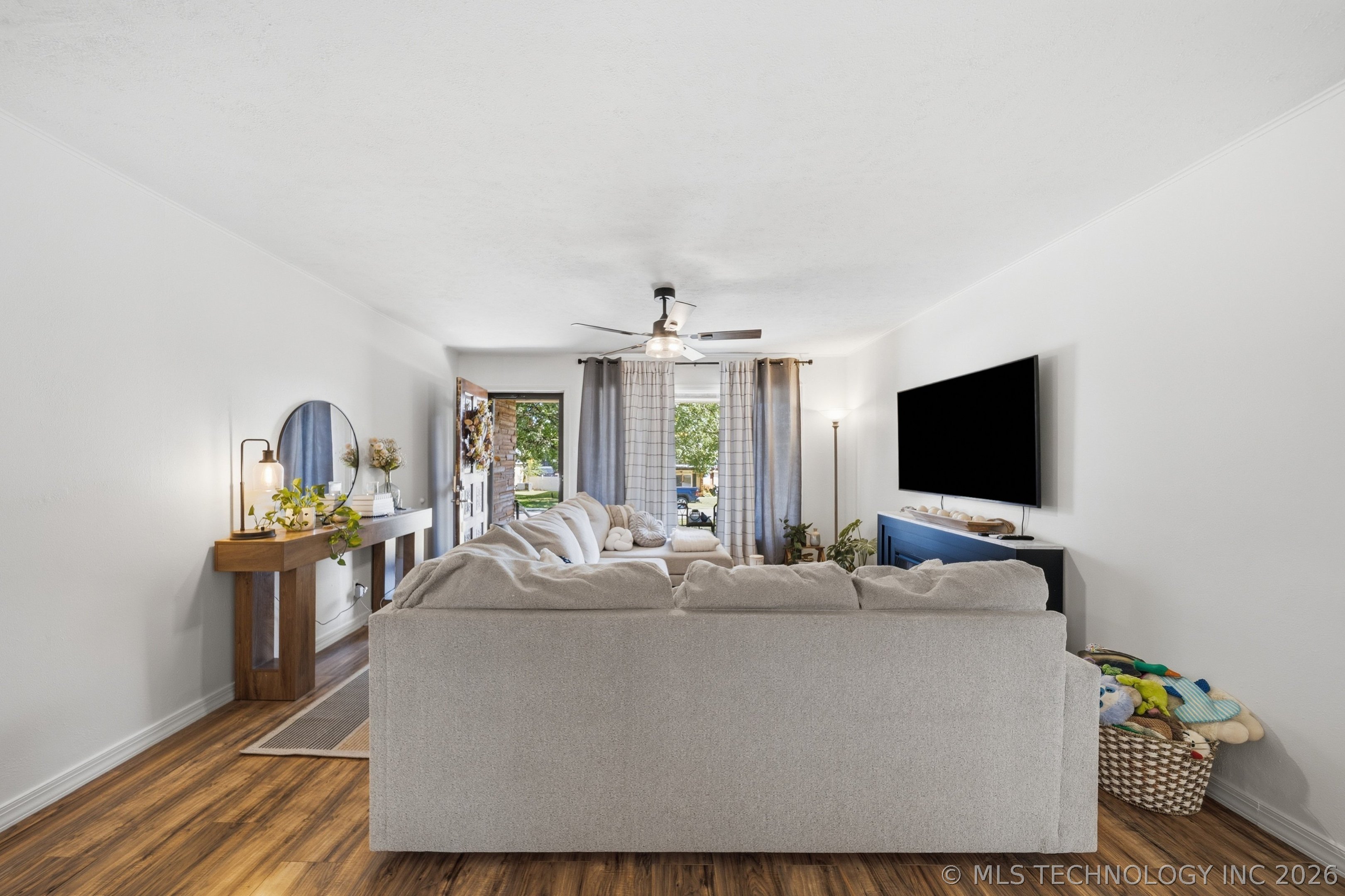 602 N C Avenue Property Photo 8