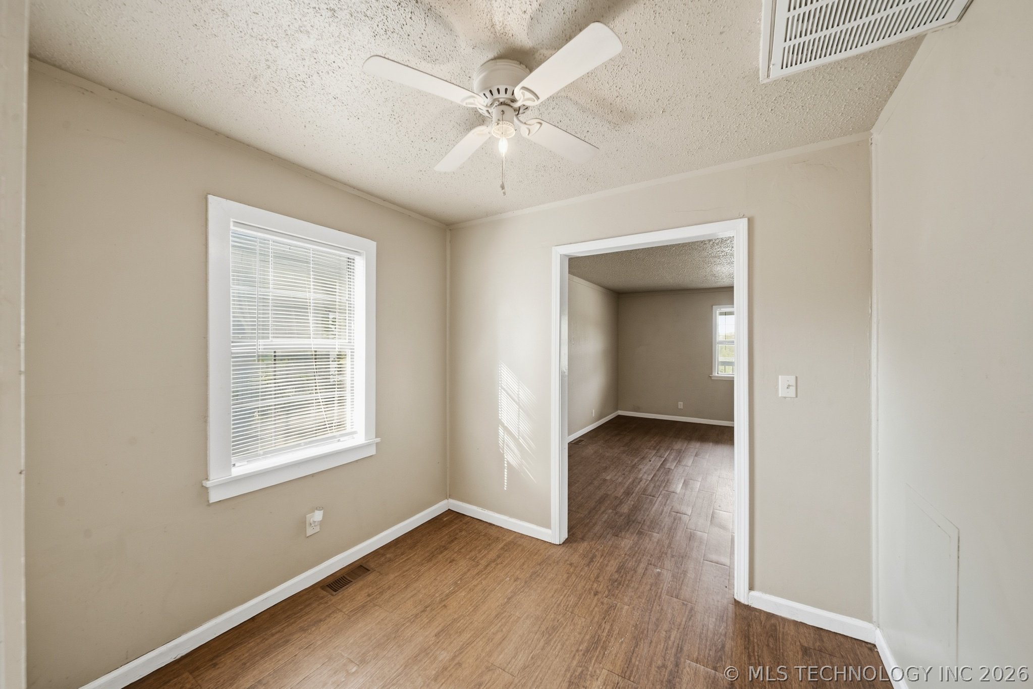 215 N Industrial Avenue Property Photo 9