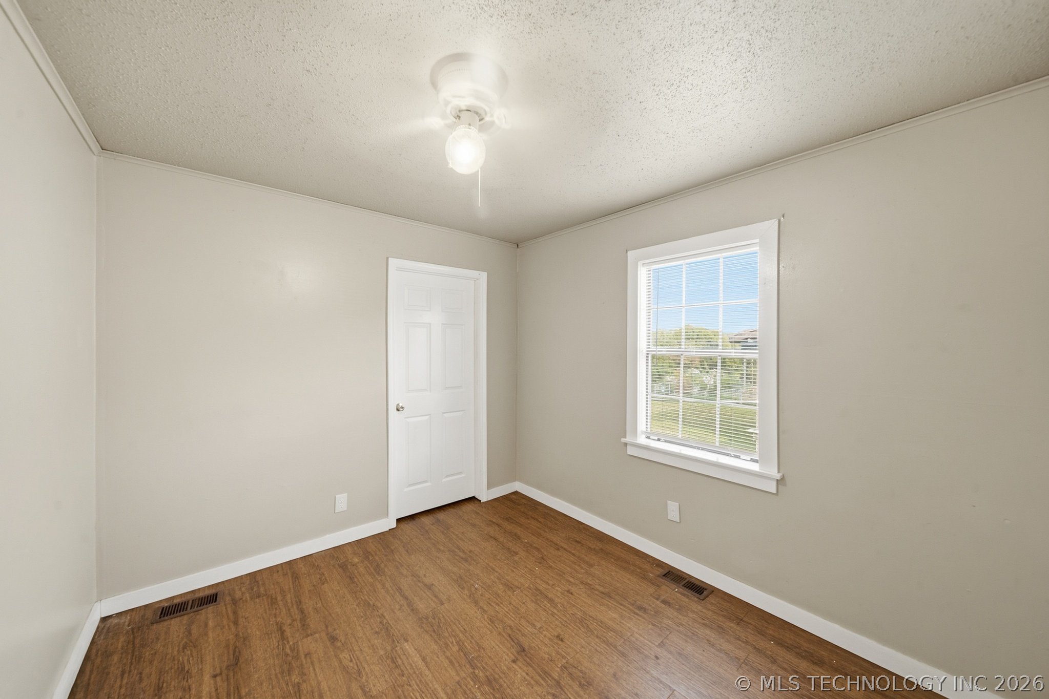 215 N Industrial Avenue Property Photo 15