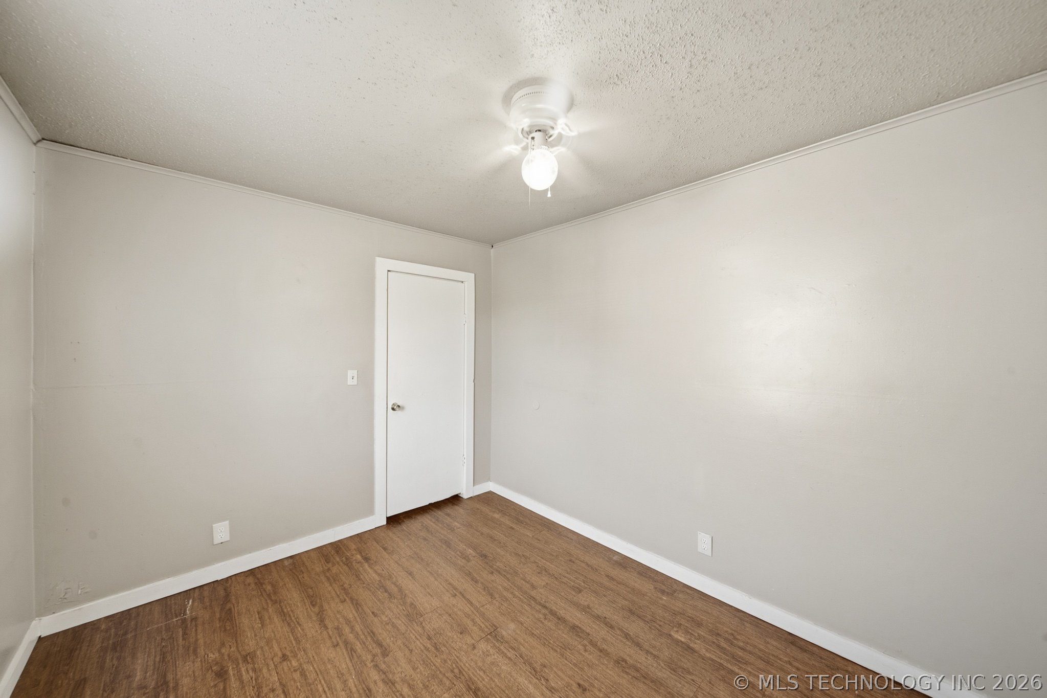 215 N Industrial Avenue Property Photo 16